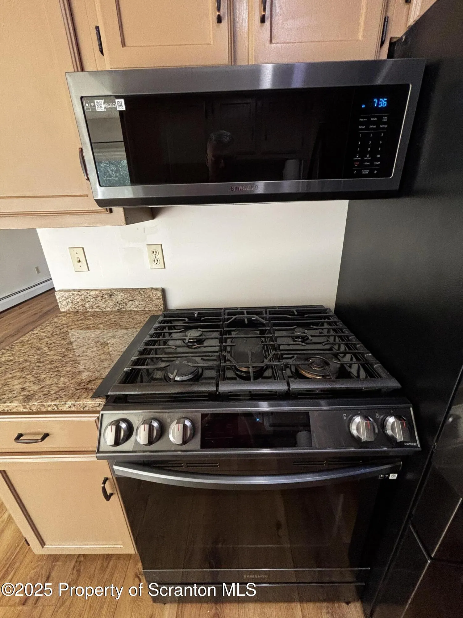 107 Garney Street, Dalton, Pennsylvania 18414, 2 Bedrooms Bedrooms, 7 Rooms Rooms,2 BathroomsBathrooms,Residential Lease,For Rent,Garney,SC253295