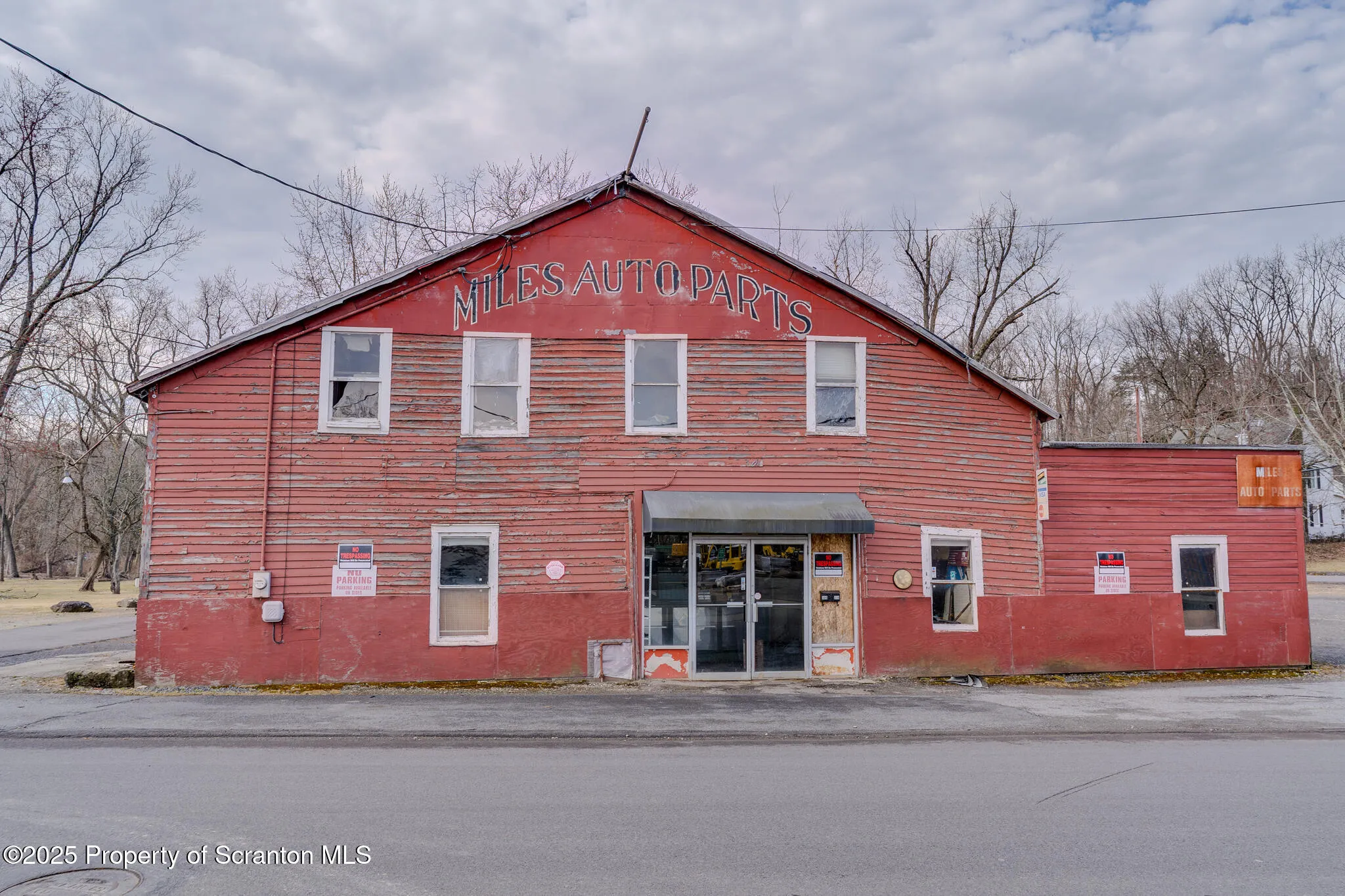 Commercial Sale For Sale 300 Bedford St & Center Street, Clarks Summit, Pennsylvania 18411