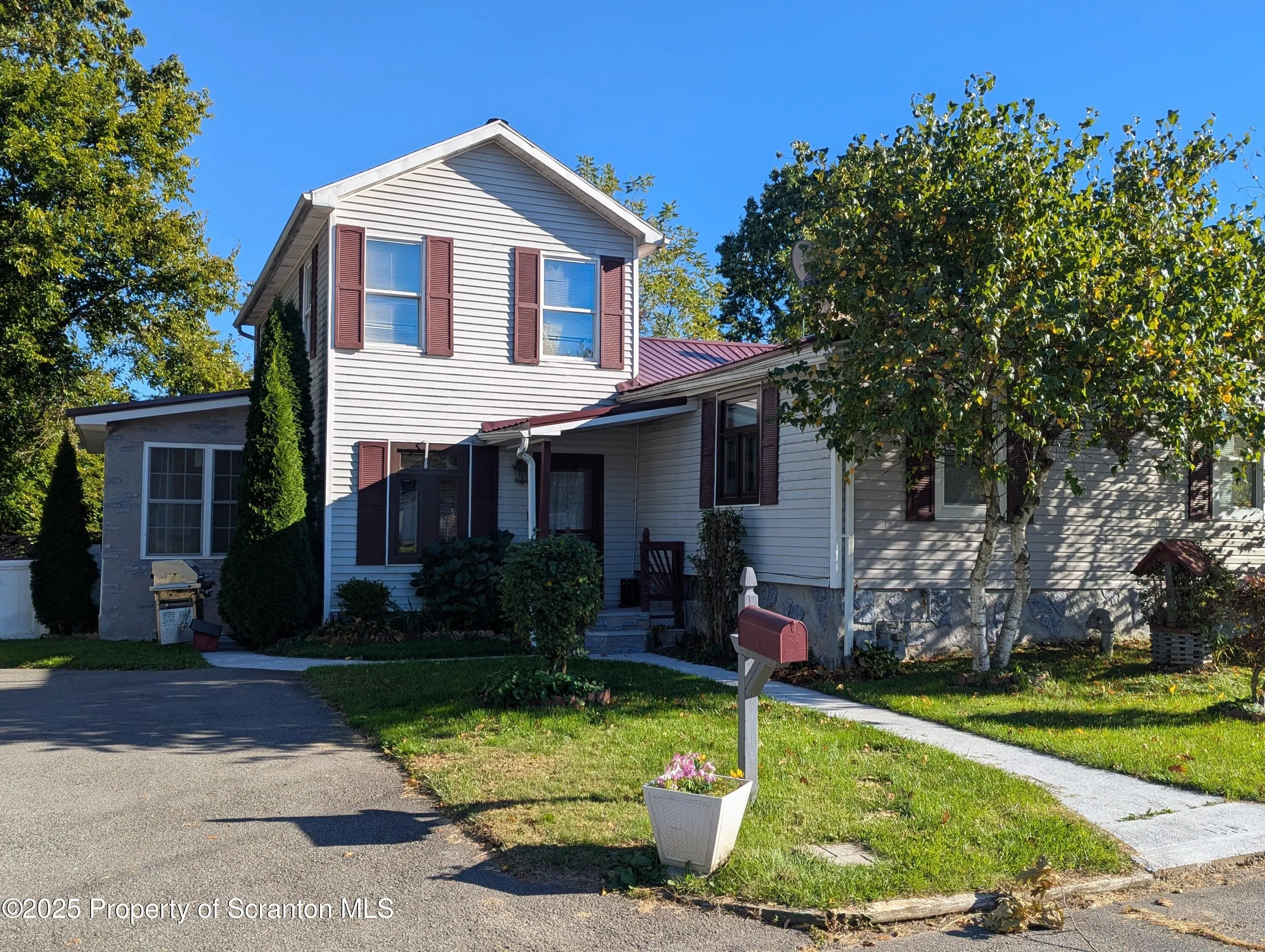 Residential For Sale 444 N Cameron Avenue, Scranton, Pennsylvania 18504