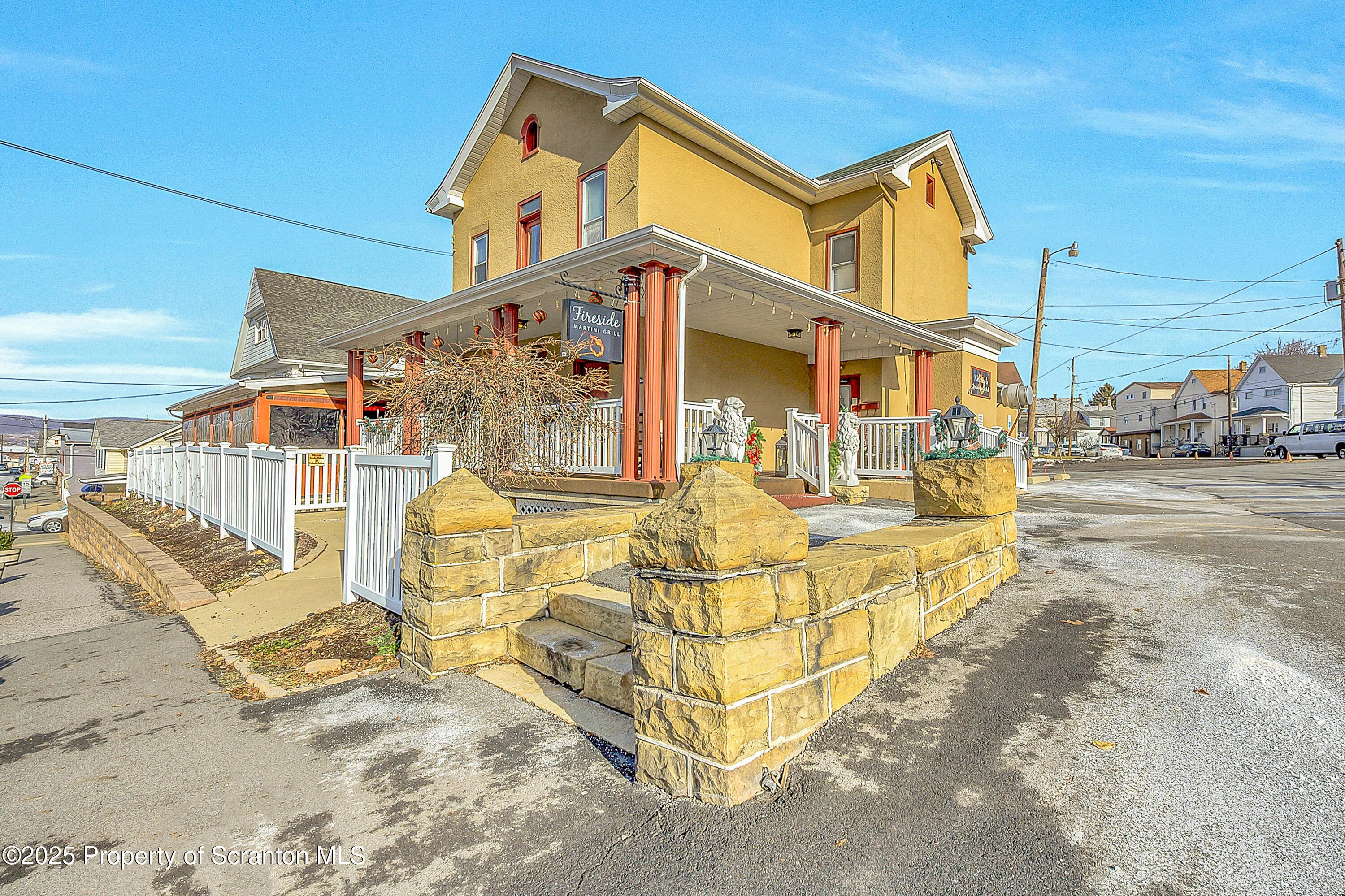 Commercial Sale For Sale 411 Chestnut Street, Dunmore, Pennsylvania 18512