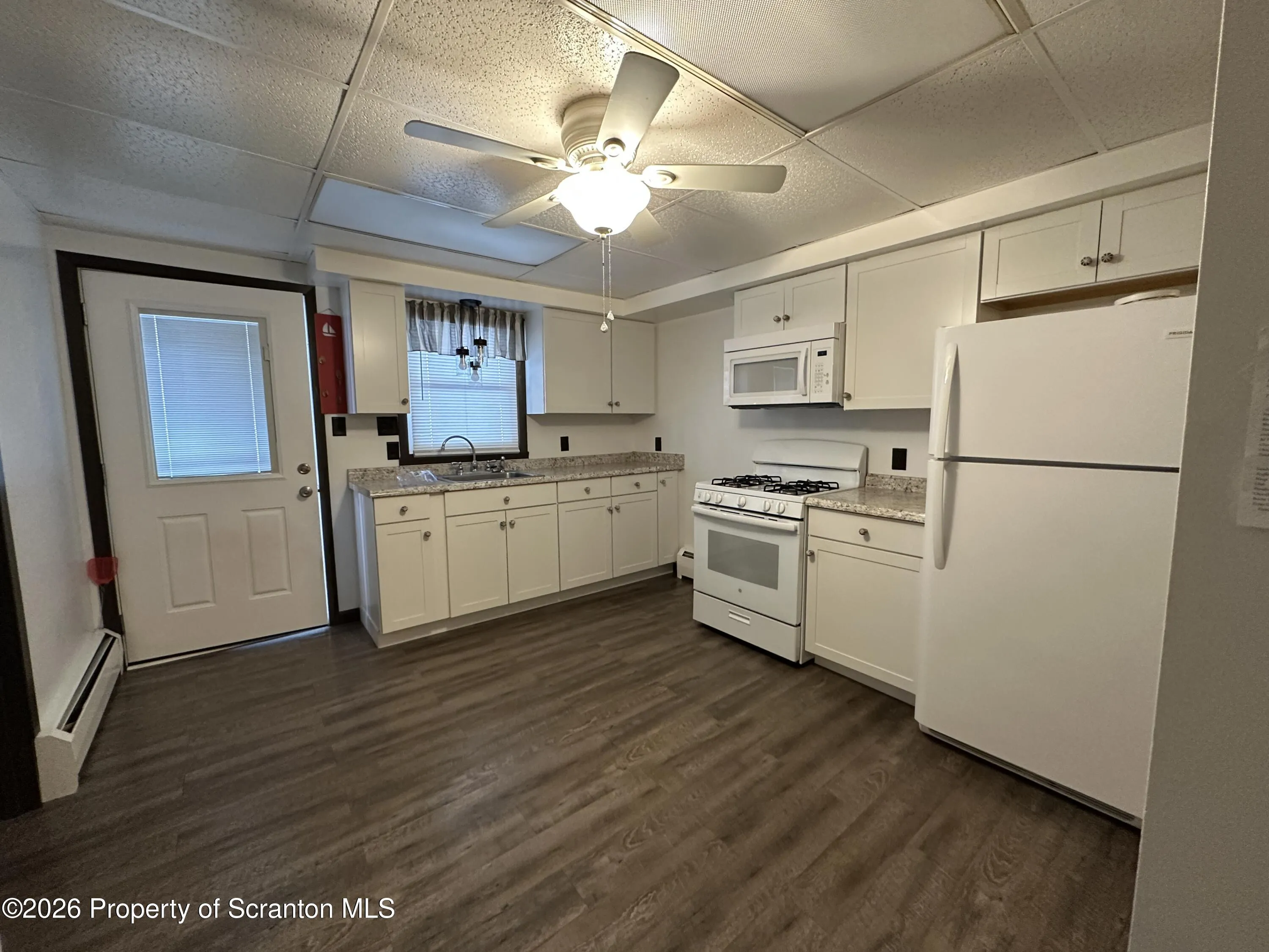 Residential Lease For Rent 548 Main Street Unit Rear, Dickson City, Pennsylvania 18519