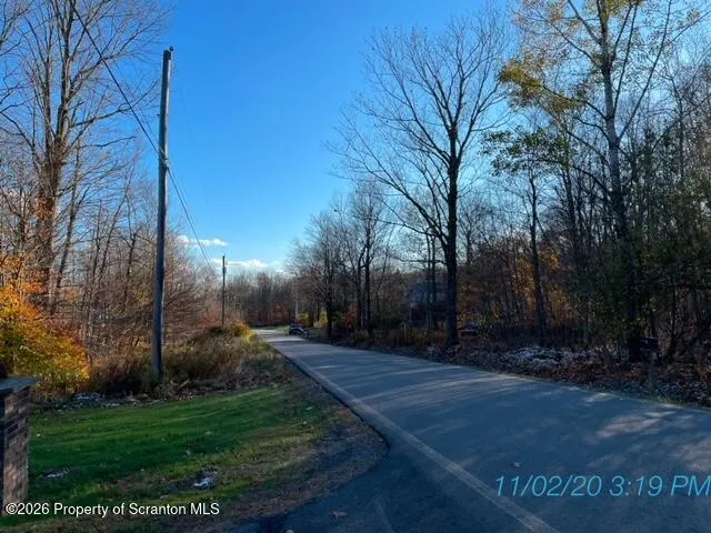 Land For Sale Elkview Drive, Clifford Twp, Pennsylvania 18421