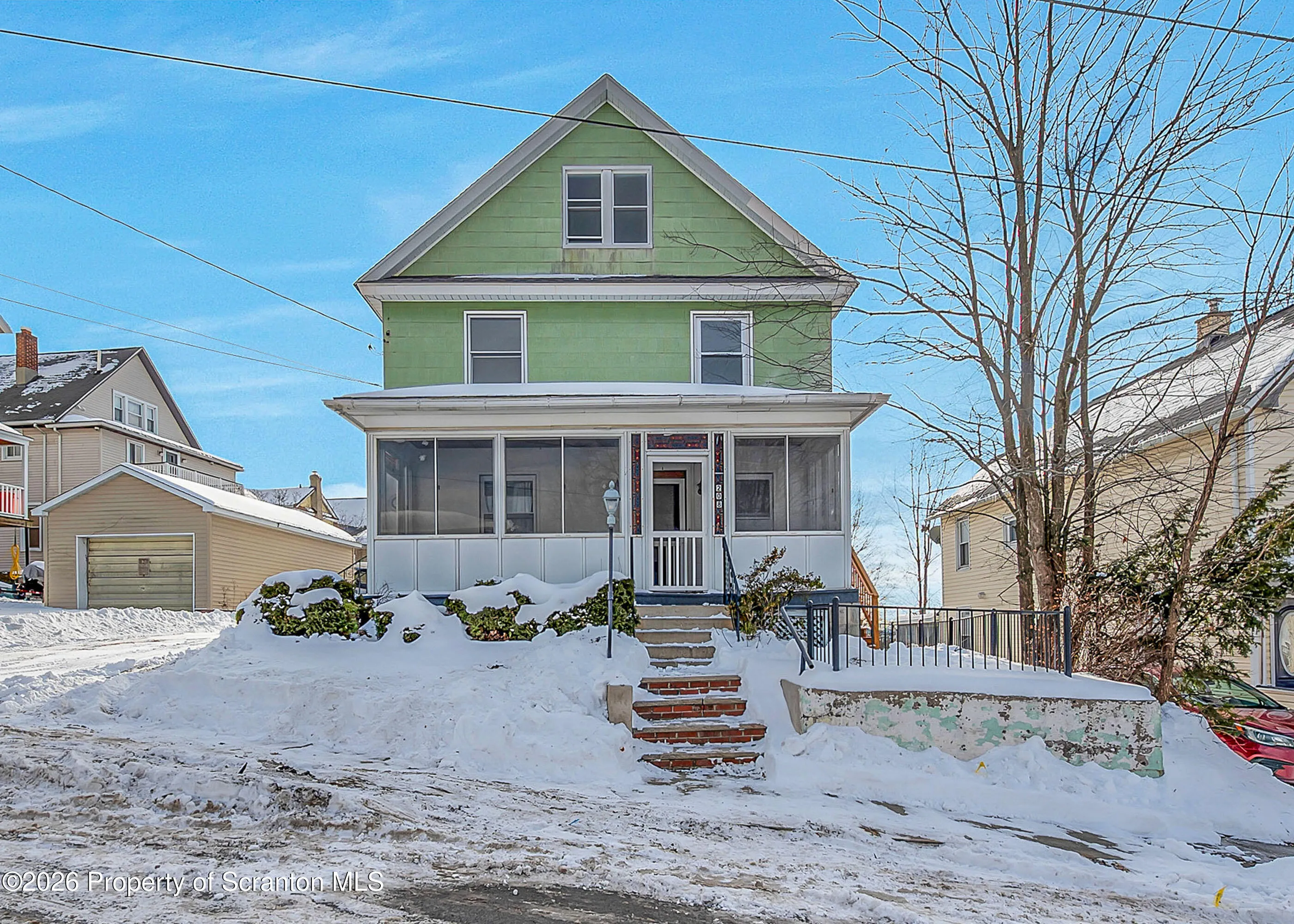 Residential Lease For Rent 208 E Warren Street Unit Fl 1, Dunmore, Pennsylvania 18512