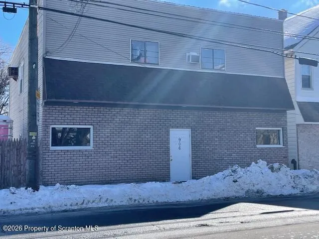 Commercial Sale For Sale 906 Capouse Avenue, Scranton, Pennsylvania 18509