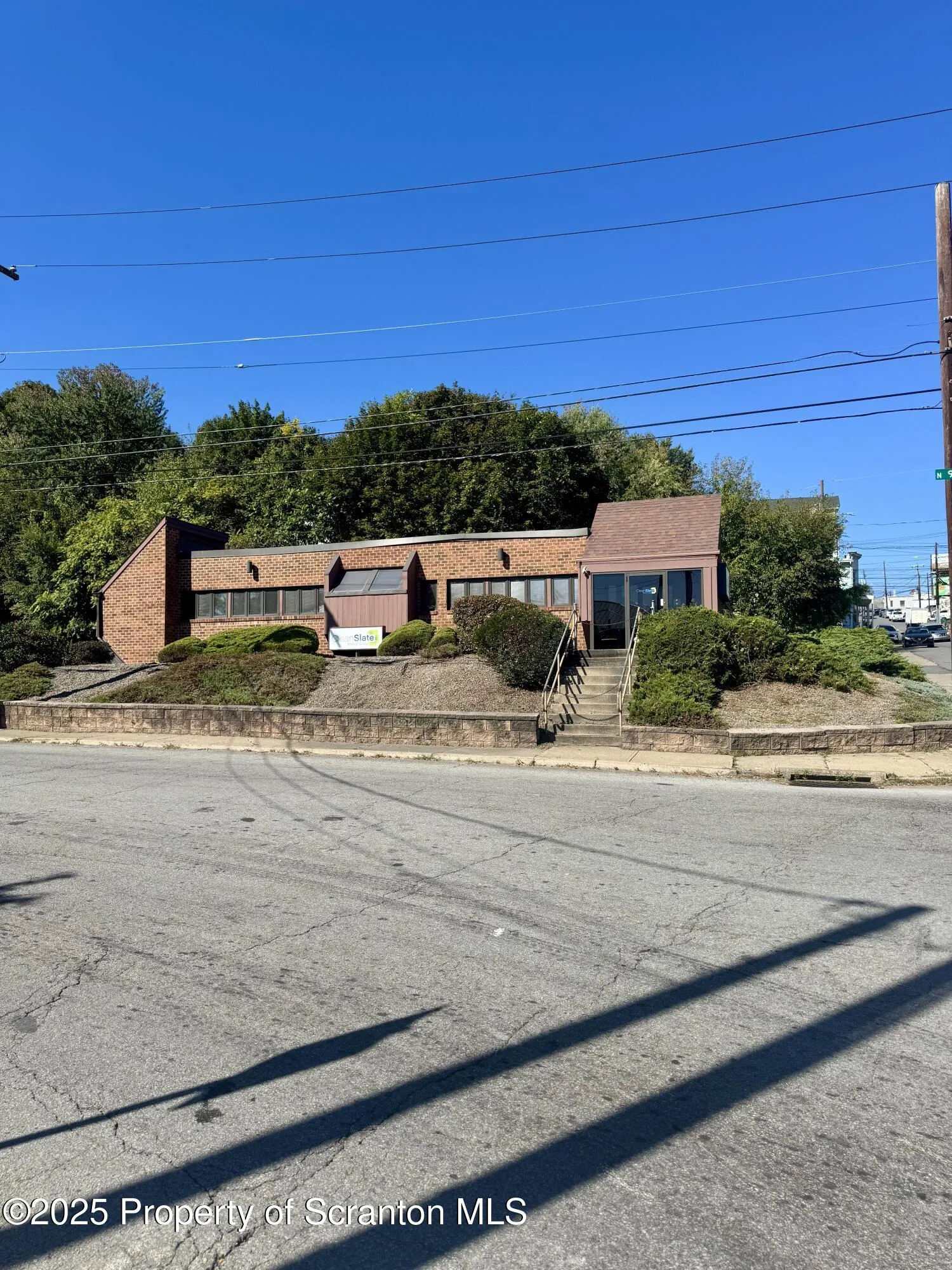 Commercial Lease For Rent 397 N 9th Avenue, Scranton, Pennsylvania 18504