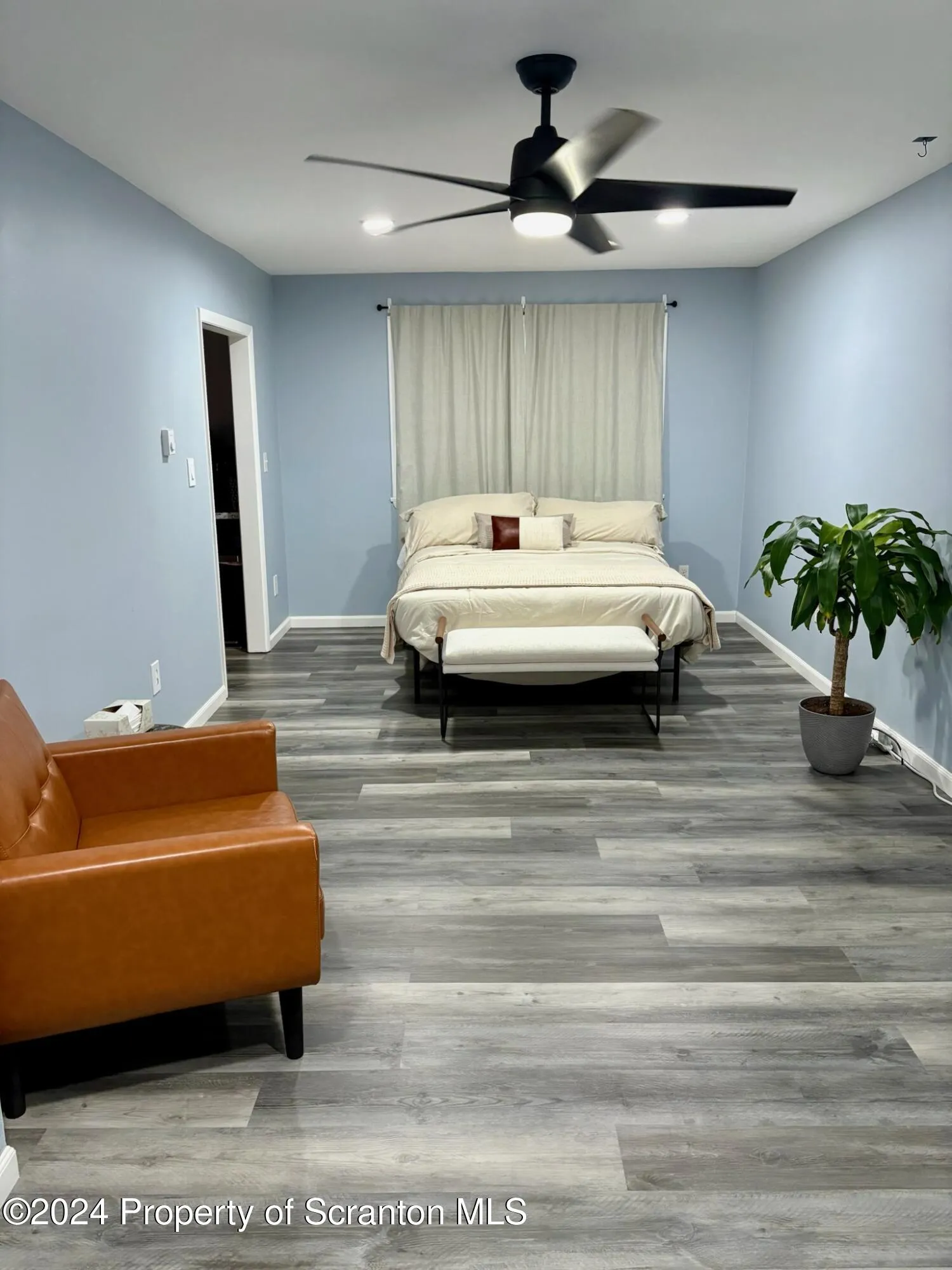 Residential Lease For Rent 300 Penn & New York, Scranton, Pennsylvania 18509