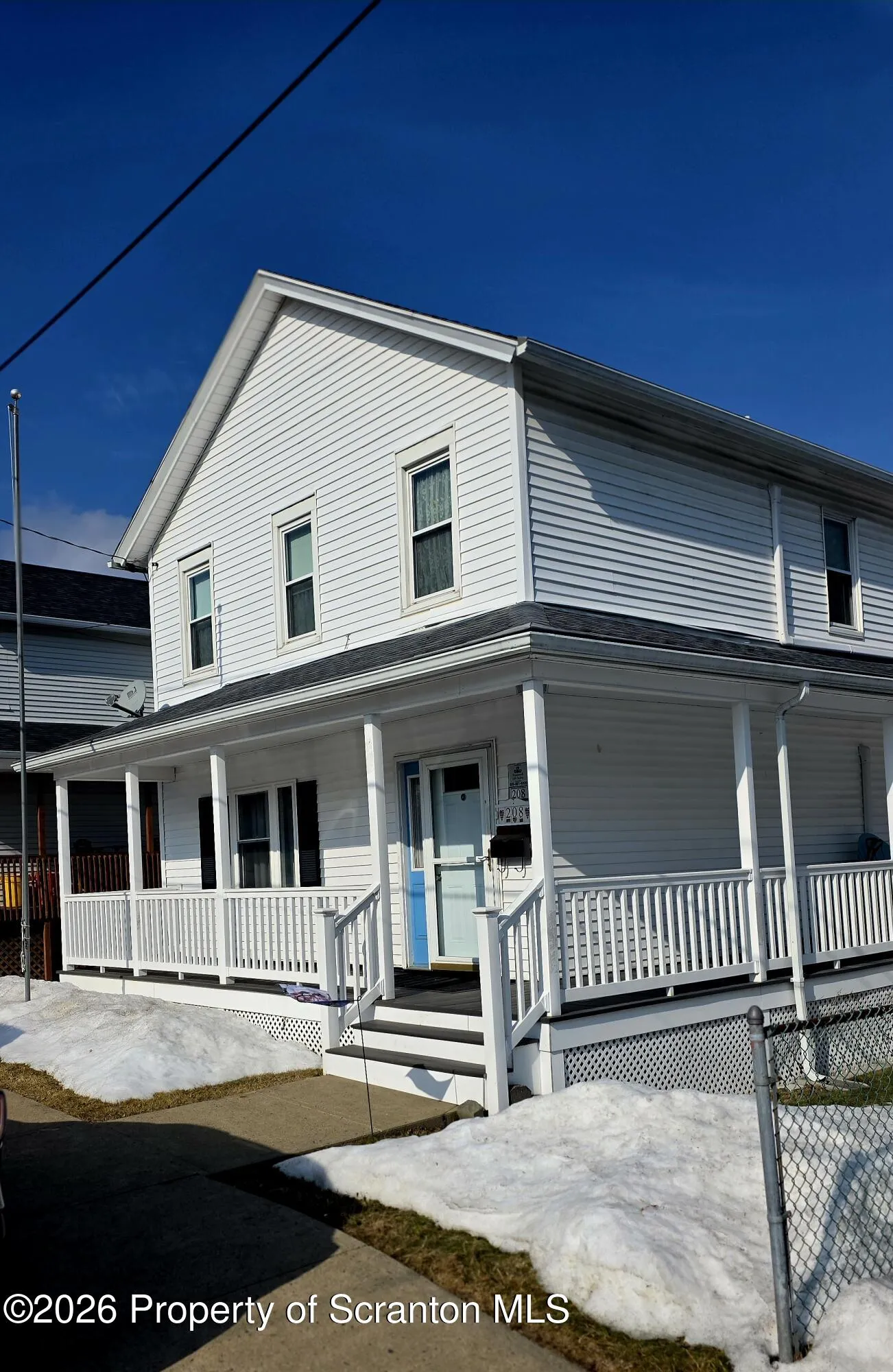 Residential For Sale 208 W Taylor Street, Taylor, Pennsylvania 18517