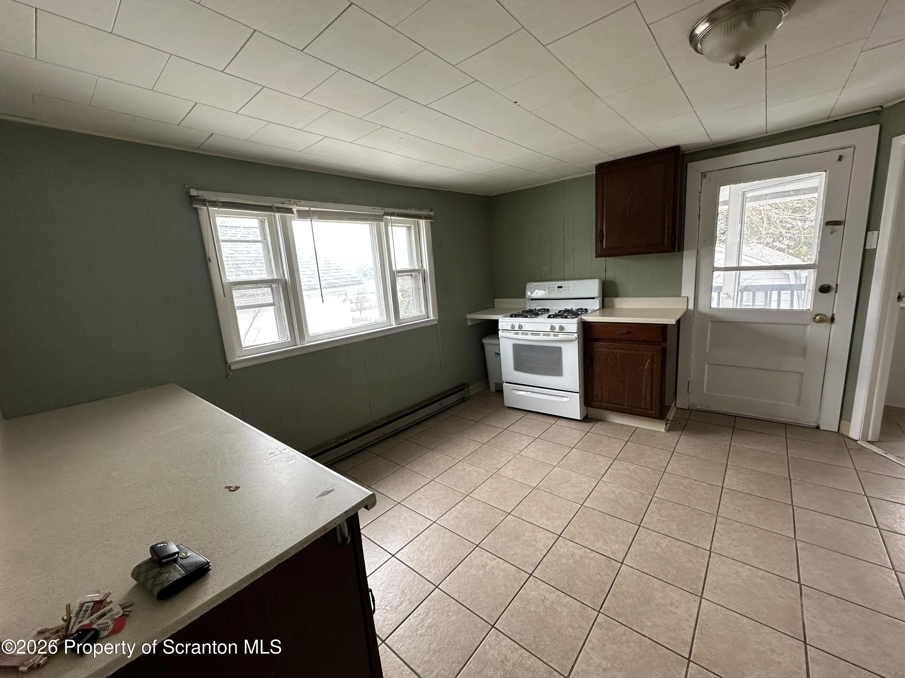 Residential Lease For Rent 32 Murray Street Unit 2, Wilkes-barre, Pennsylvania 18702