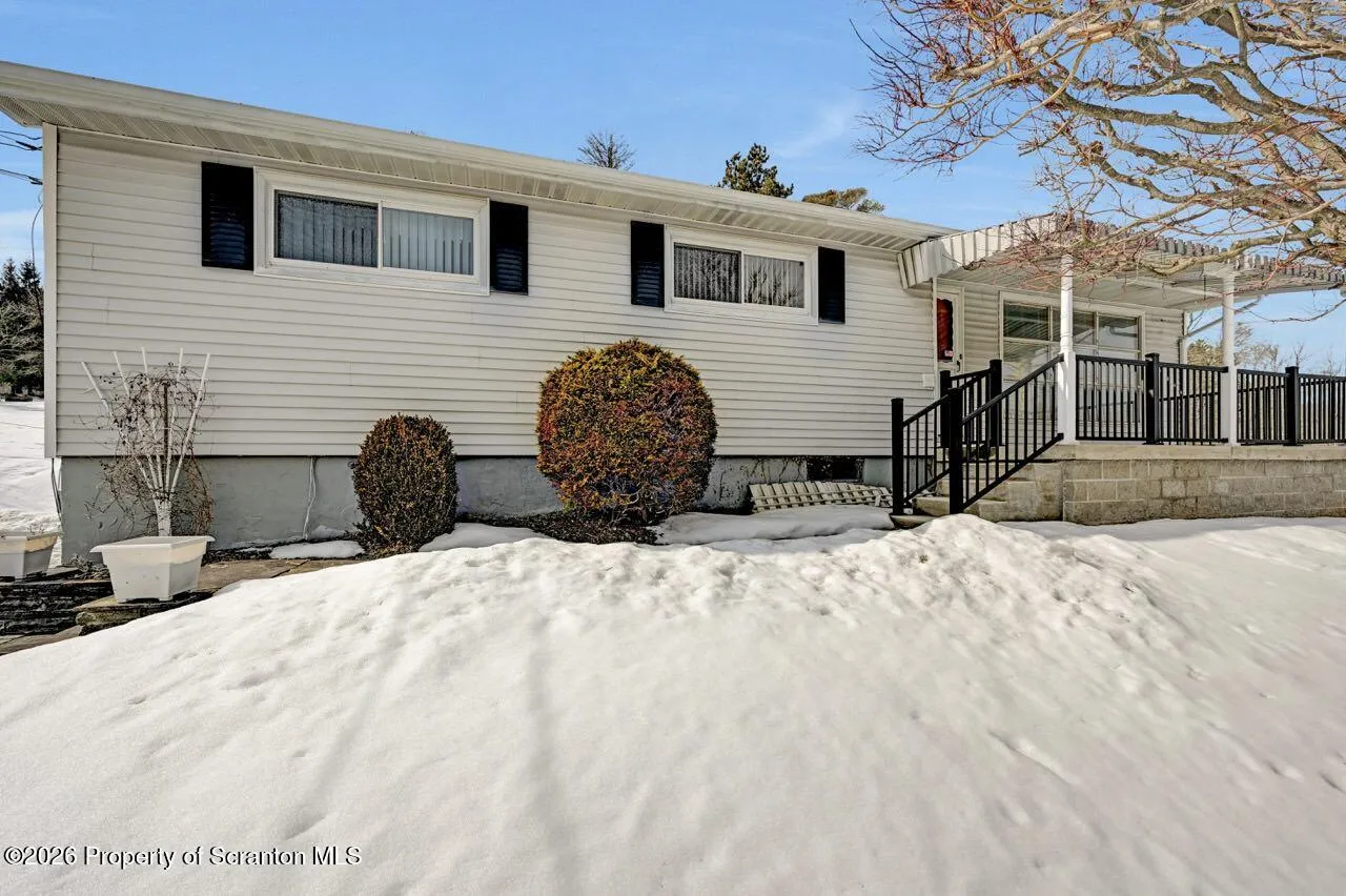 Residential For Sale 1153 Drinker Turnpike, Covington Twp, Pennsylvania 18444