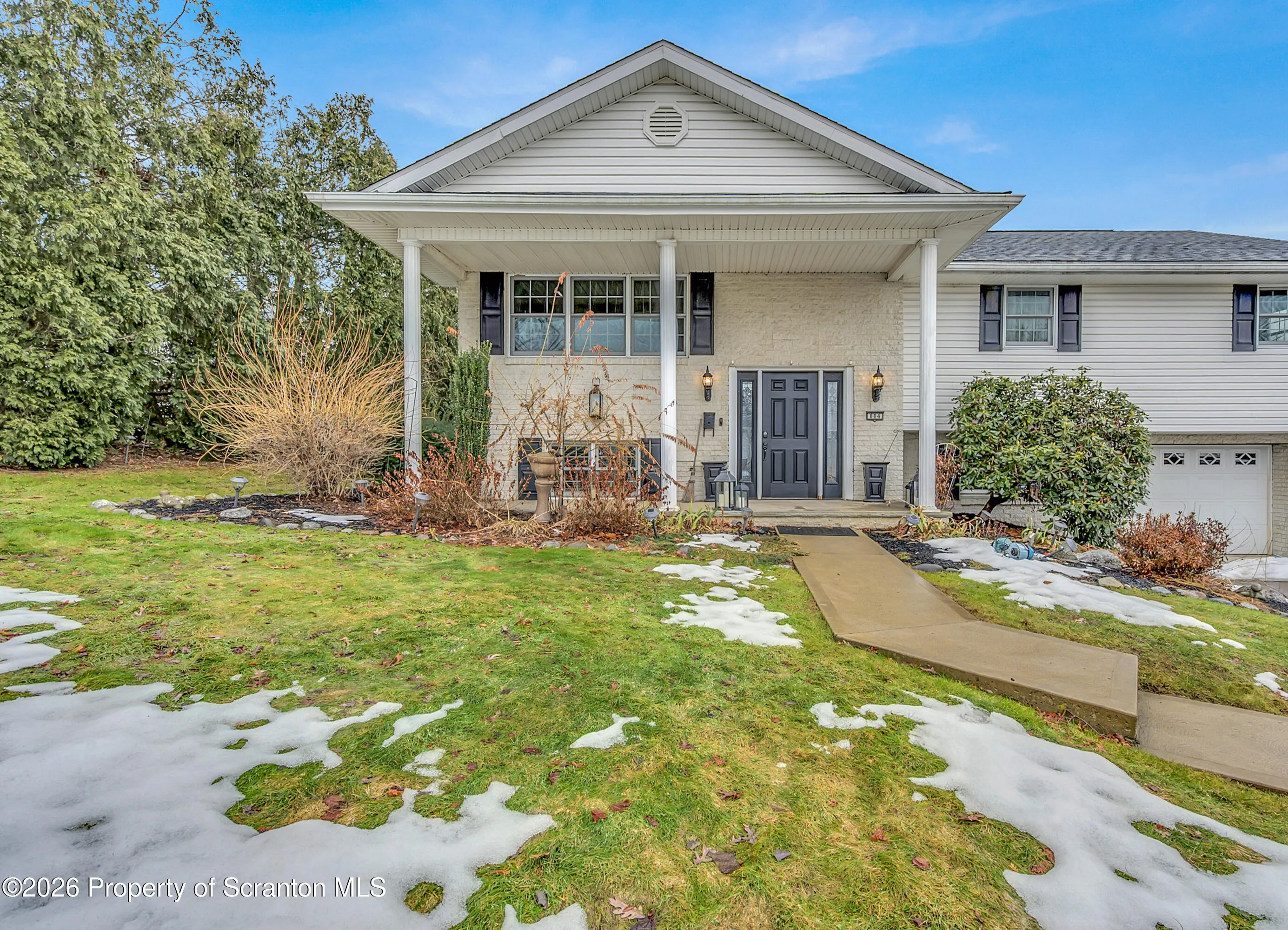 Residential For Sale 804 School Street, Moosic, Pennsylvania 18507