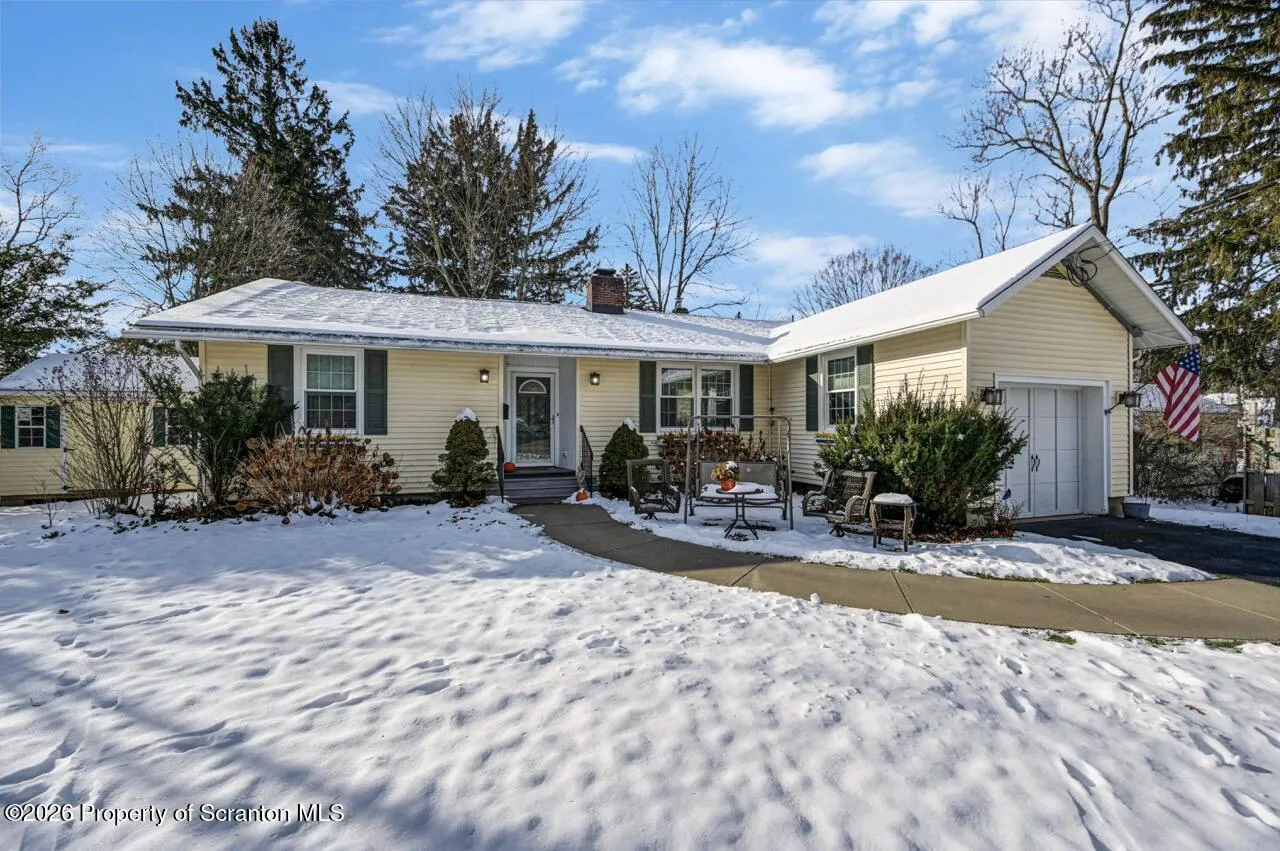 Residential For Sale 507 Glenburn Road, Clarks Summit, Pennsylvania 18411
