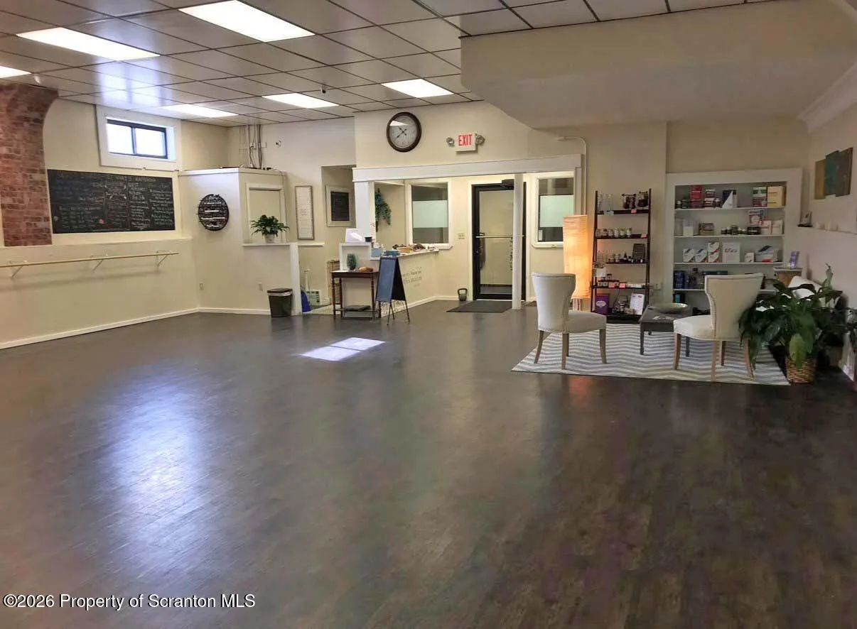 Commercial Lease For Rent 419 Church Street, Jessup, Pennsylvania 18434