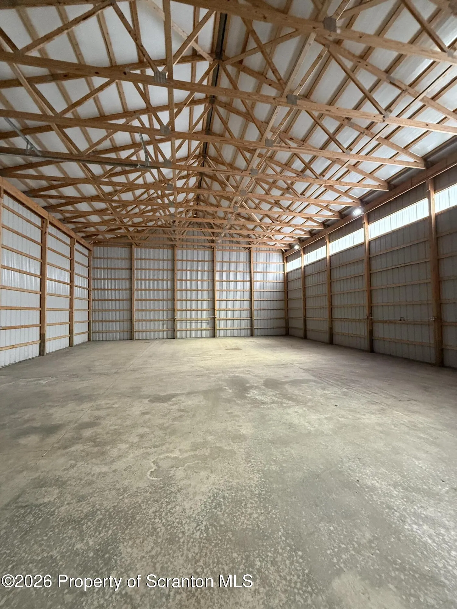Commercial Lease For Rent 21 Salem Avenue, Carbondale, Pennsylvania 18407