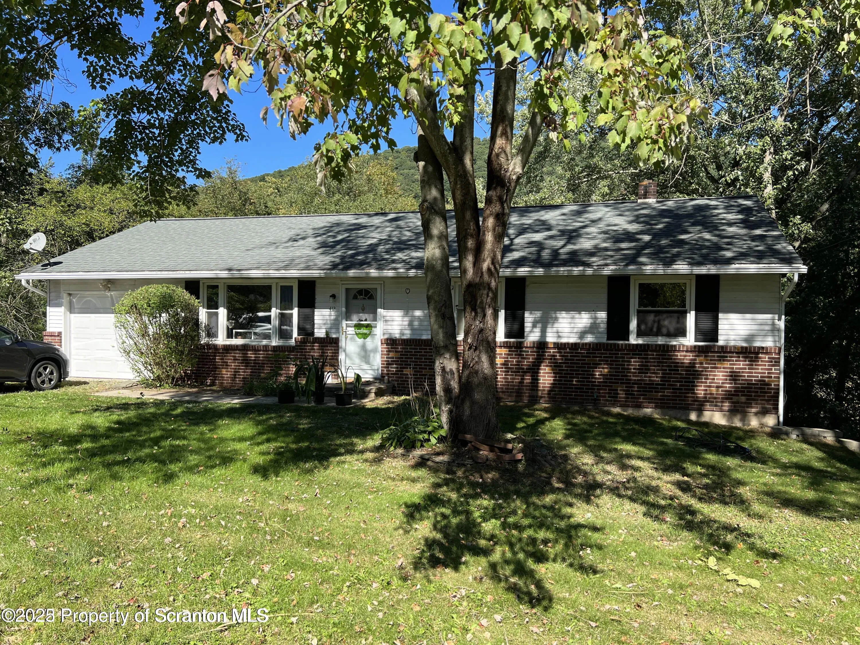 Residential Lease For Rent 412 Lane Hill Road, Tunkhannock, Pennsylvania 18657