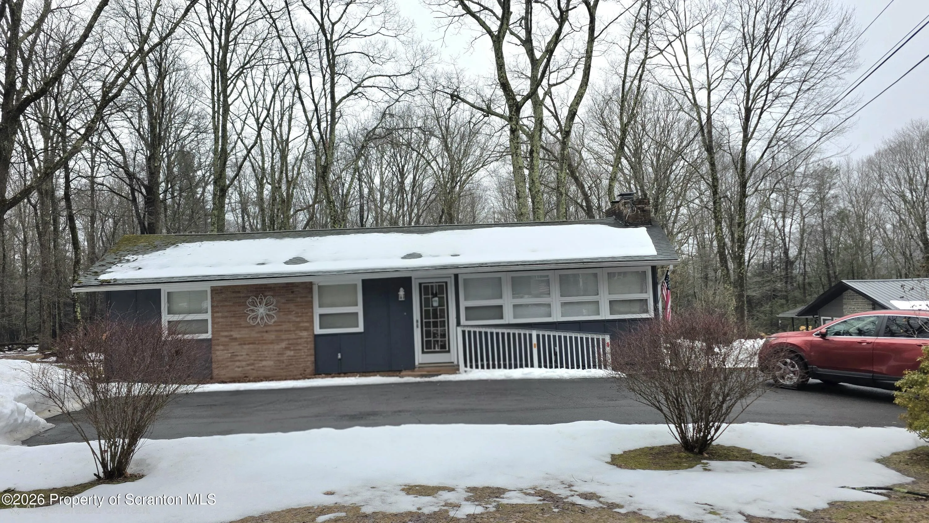 Residential For Sale 7113 Spruce Lane, Cresco, Pennsylvania 18326
