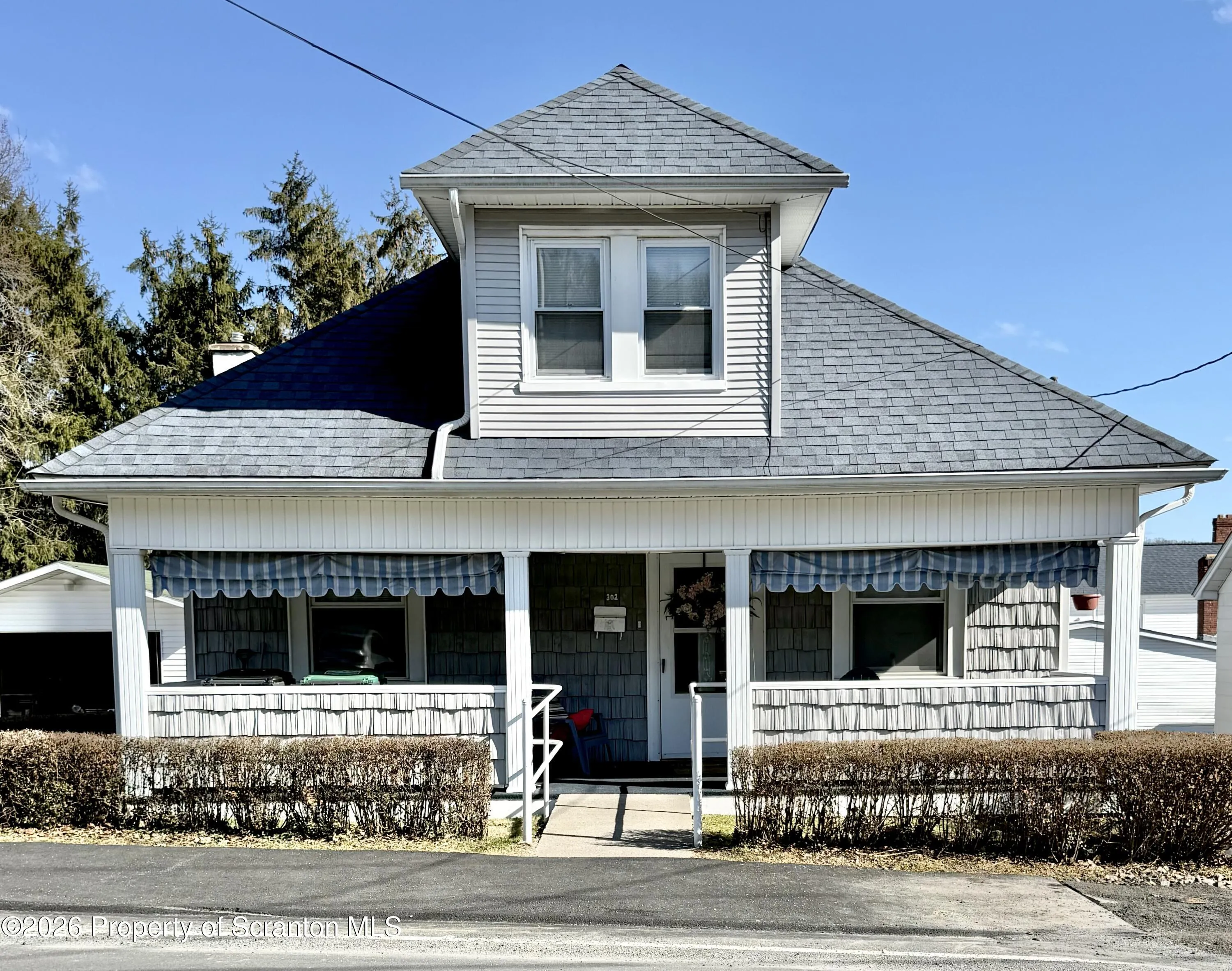 Residential For Sale 302 Depew Avenue, Mayfield, Pennsylvania 18433