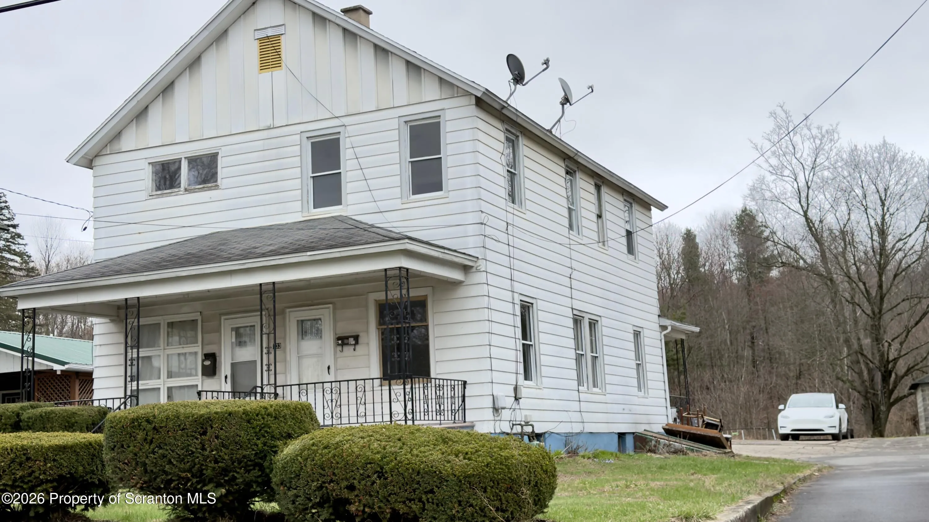 Residential Income For Sale 133 Gordon Avenue, Carbondale, Pennsylvania 18407