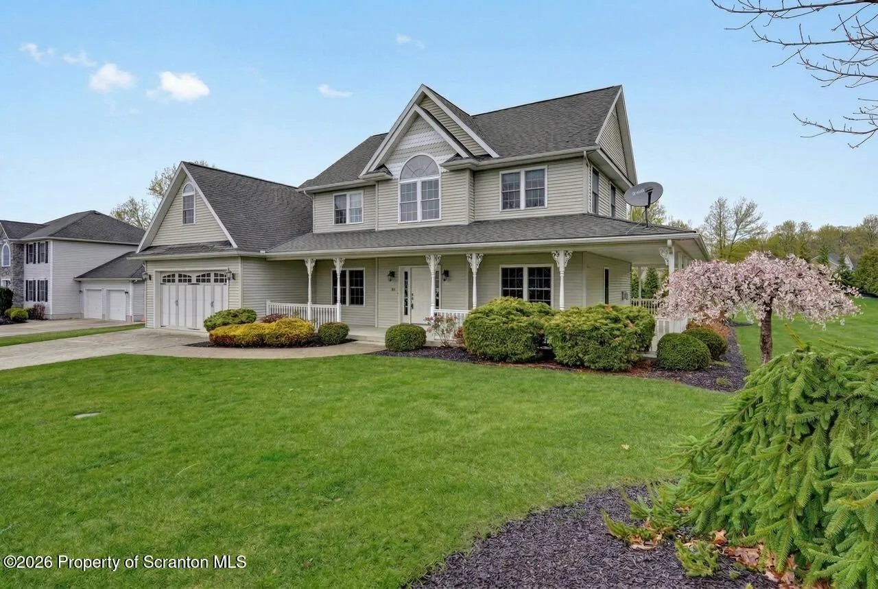 Residential For Sale 212 White Oak Drive, Olyphant, Pennsylvania 18447