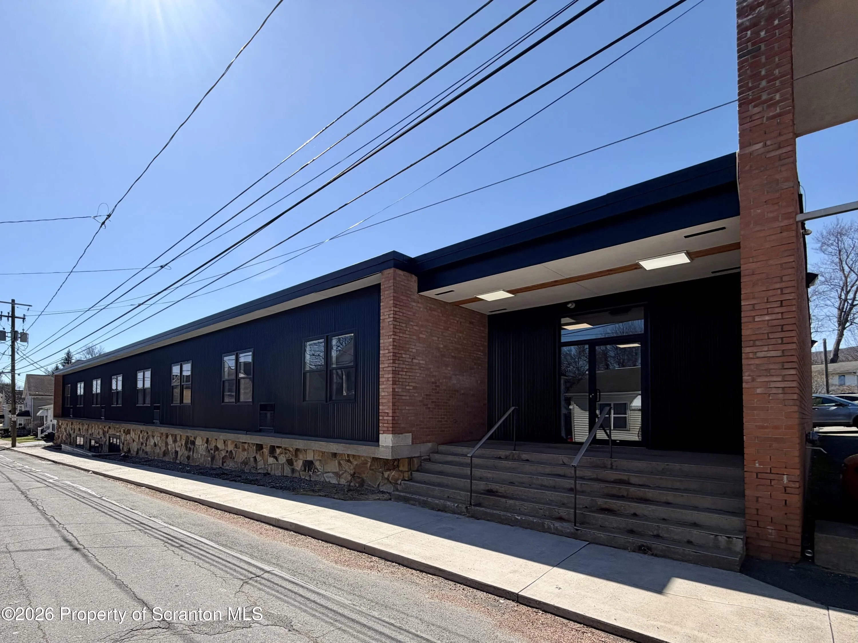 Commercial Sale For Sale 27 Farview Street, Carbondale, Pennsylvania 18407
