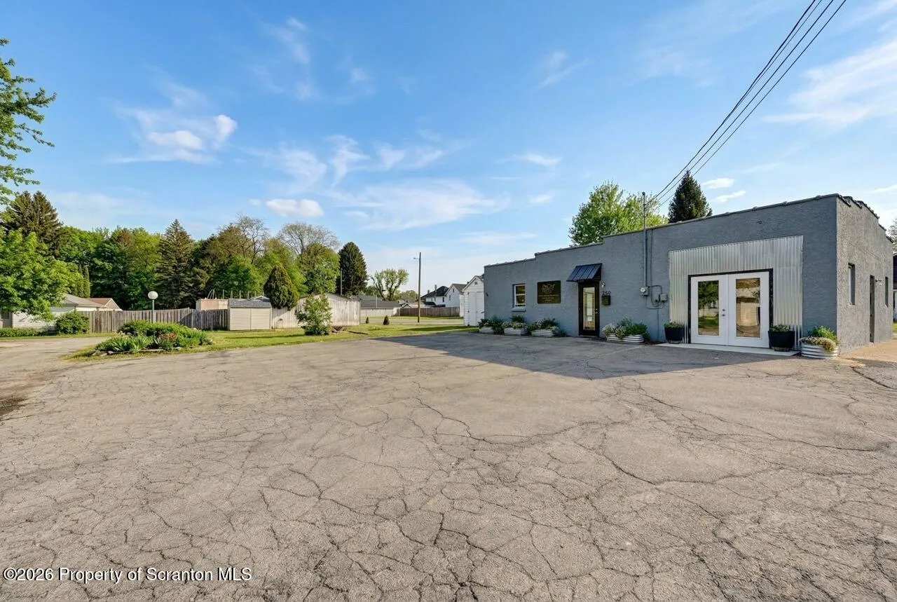 Commercial Sale For Sale 250 Gravity Street, Blakely, Pennsylvania 18447