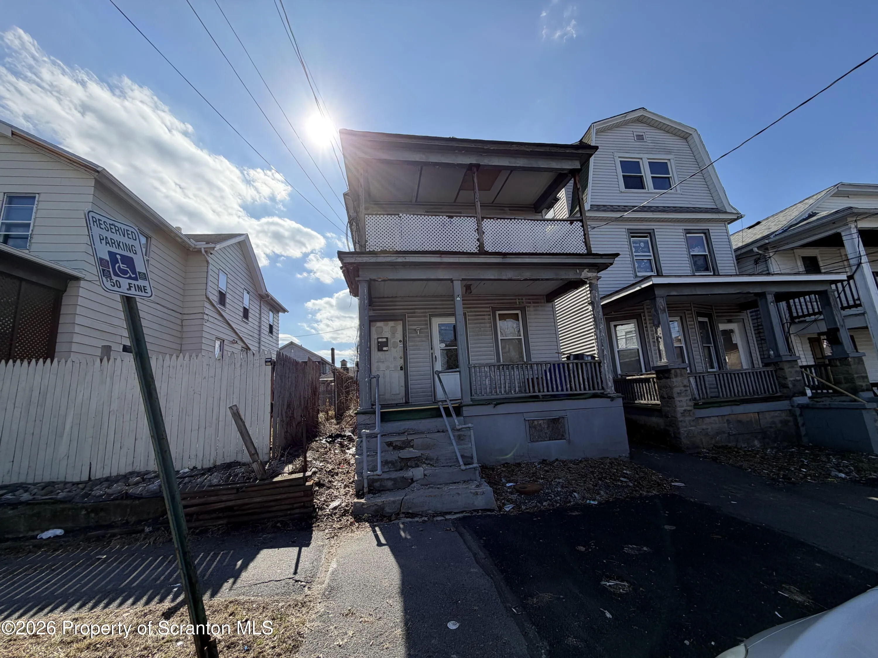 Residential Lease For Rent 534 536 Alder Street Unit 2, Scranton, Pennsylvania 18505