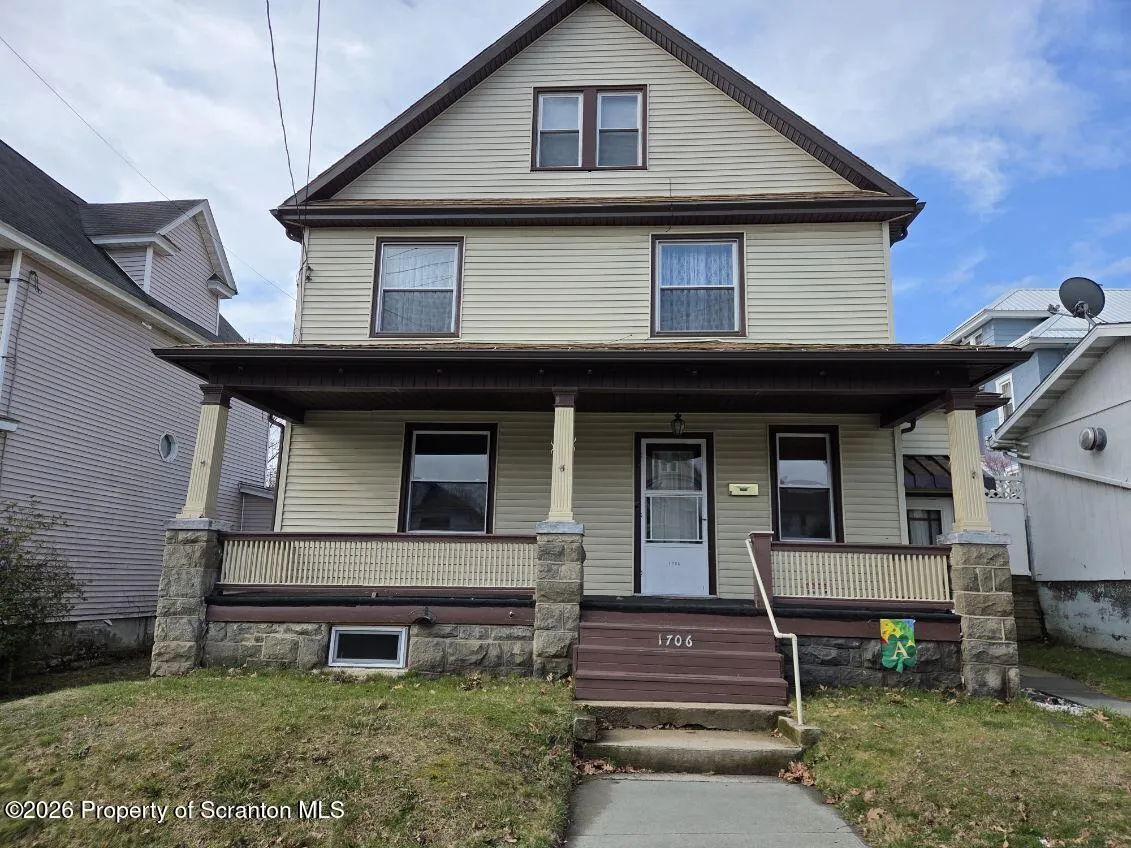 Residential Lease For Rent 1706 E Gibson Street, Scranton, Pennsylvania 18510