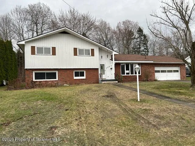 Residential For Sale 708 Delaware Street, Mayfield, Pennsylvania 18433