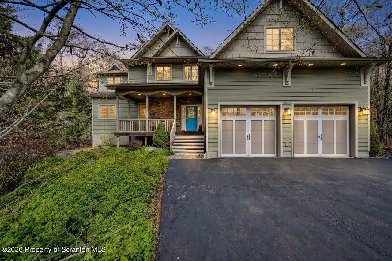 Residential For Sale 88 Lakeview Timbers Drive, Gouldsboro, Pennsylvania 18424