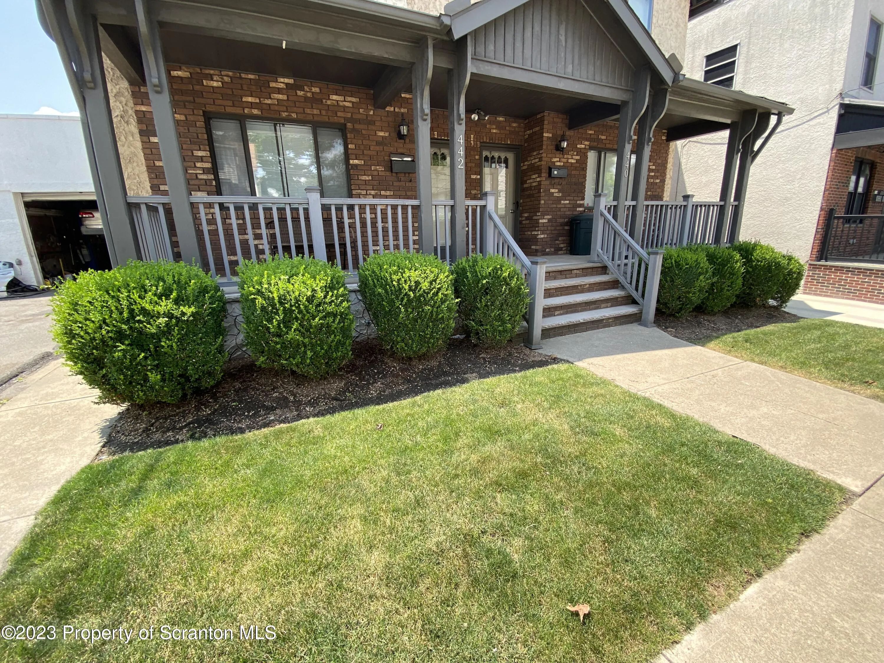 Residential Lease For Rent 442 Larch Street, Scranton, Pennsylvania 18509