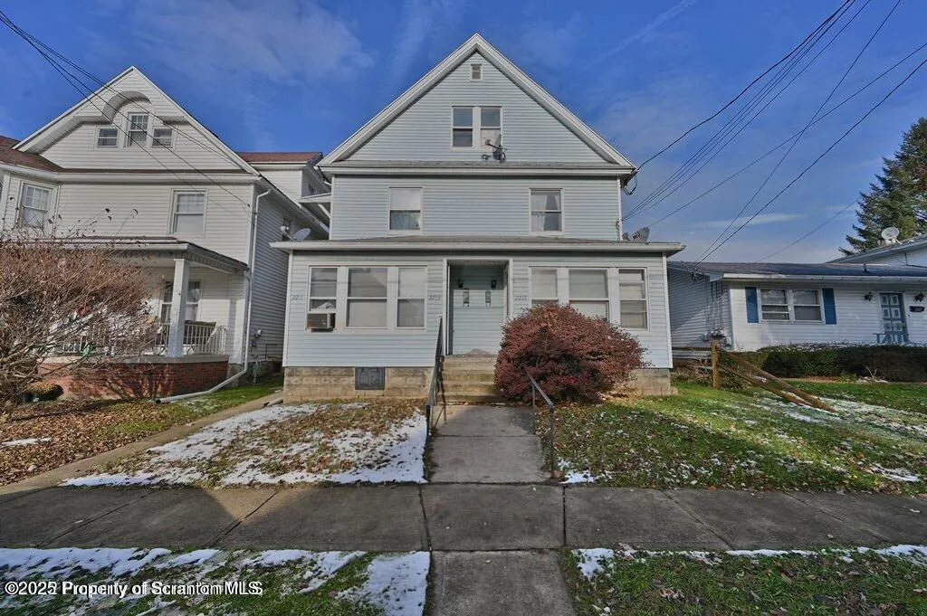 Residential Lease For Rent 2211 Brown Avenue, Scranton, Pennsylvania 18509