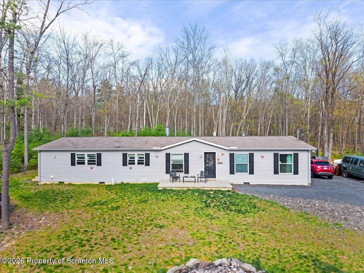 Residential For Sale 396 Park Road, Dingmans Ferry, Pennsylvania 18328