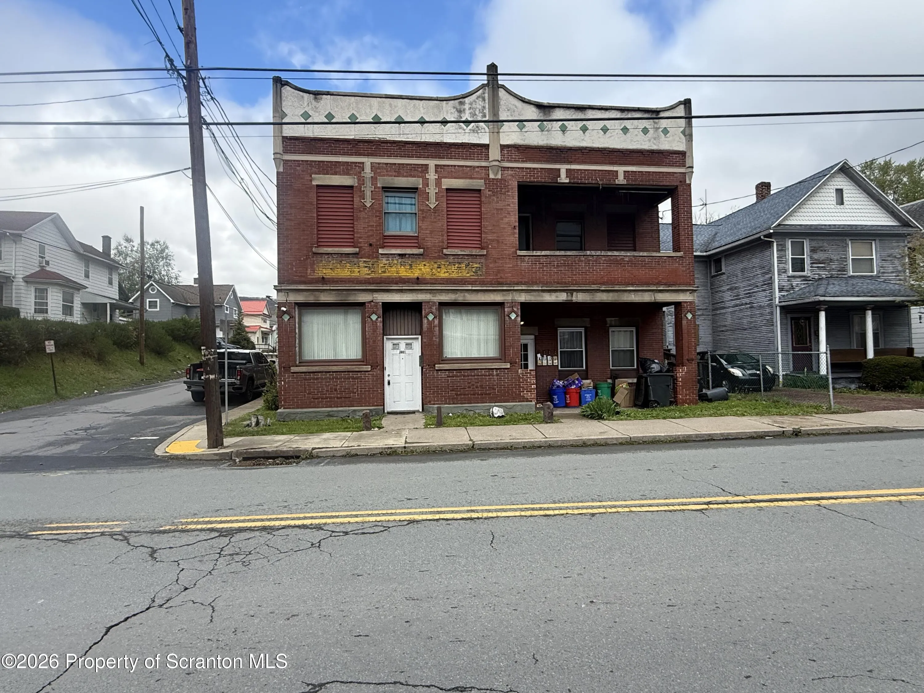 Residential Lease For Rent 1301 Main Street Unit 1, Dickson City, Pennsylvania 18519