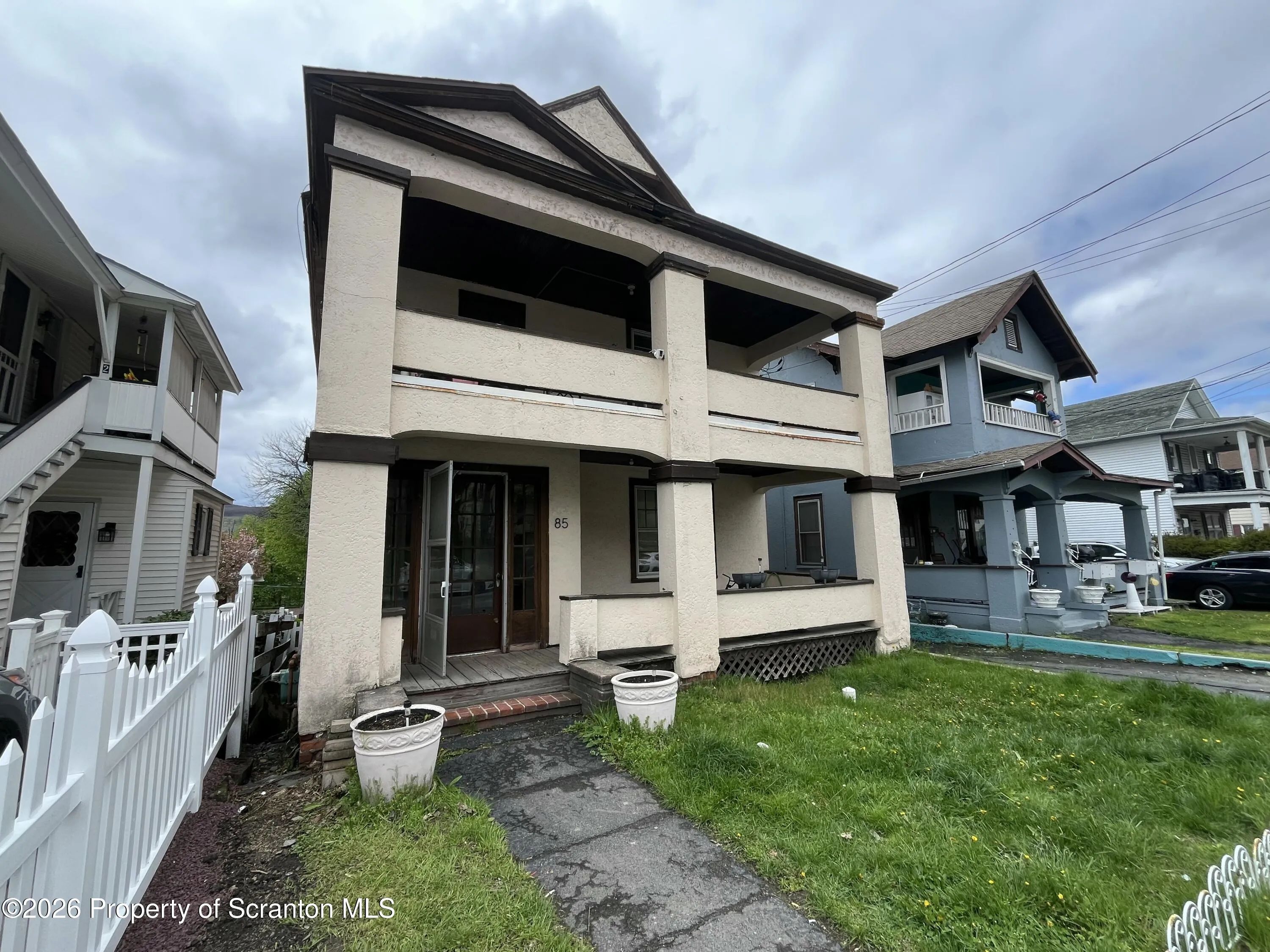 Residential Lease For Rent 85 Belmont Street, Carbondale, Pennsylvania 18407