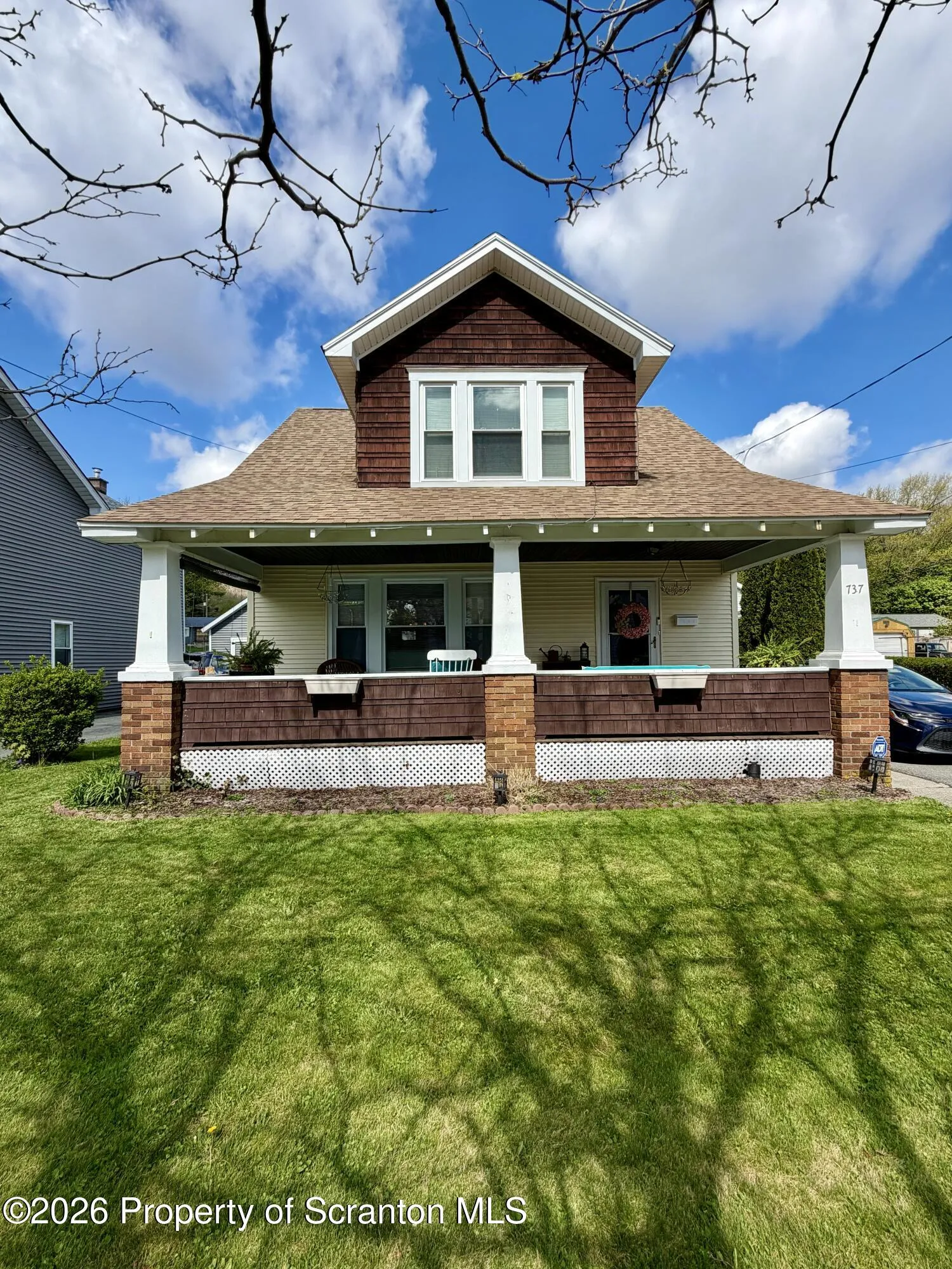 Residential For Sale 737 Jefferson Avenue, Jermyn, Pennsylvania 18433