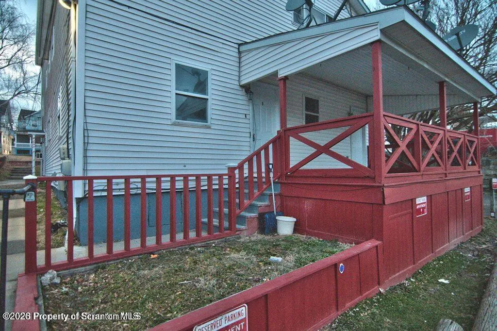 Residential Lease For Rent 1418 N Main (apt B) Street, Scranton, Pennsylvania 18504