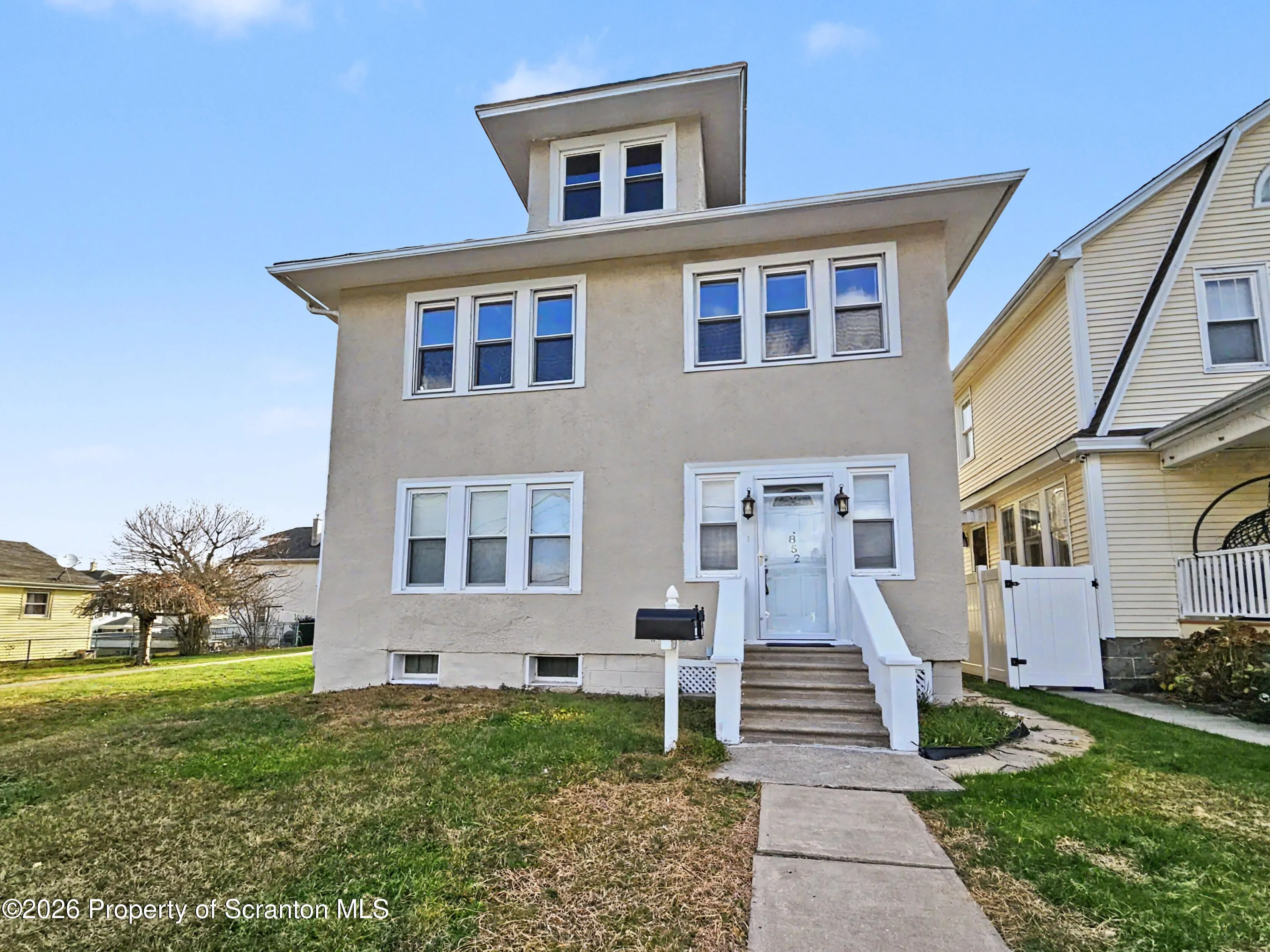Residential Lease For Rent 852 N Rebecca Avenue Unit 2nd Fl, Scranton, Pennsylvania 18504