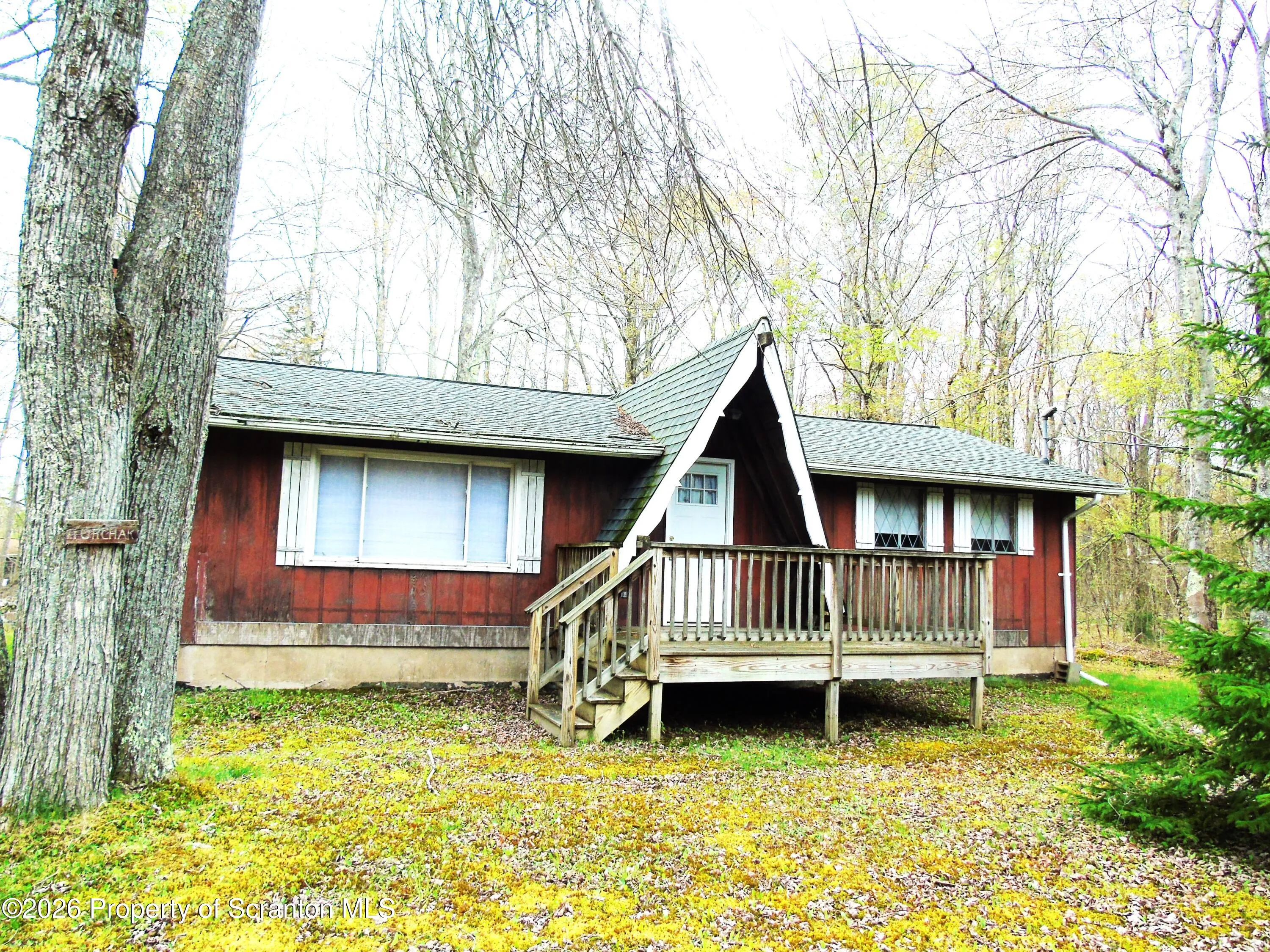 Residential For Sale 154 Squaw Trail, Pocono Lake, Pennsylvania 18347