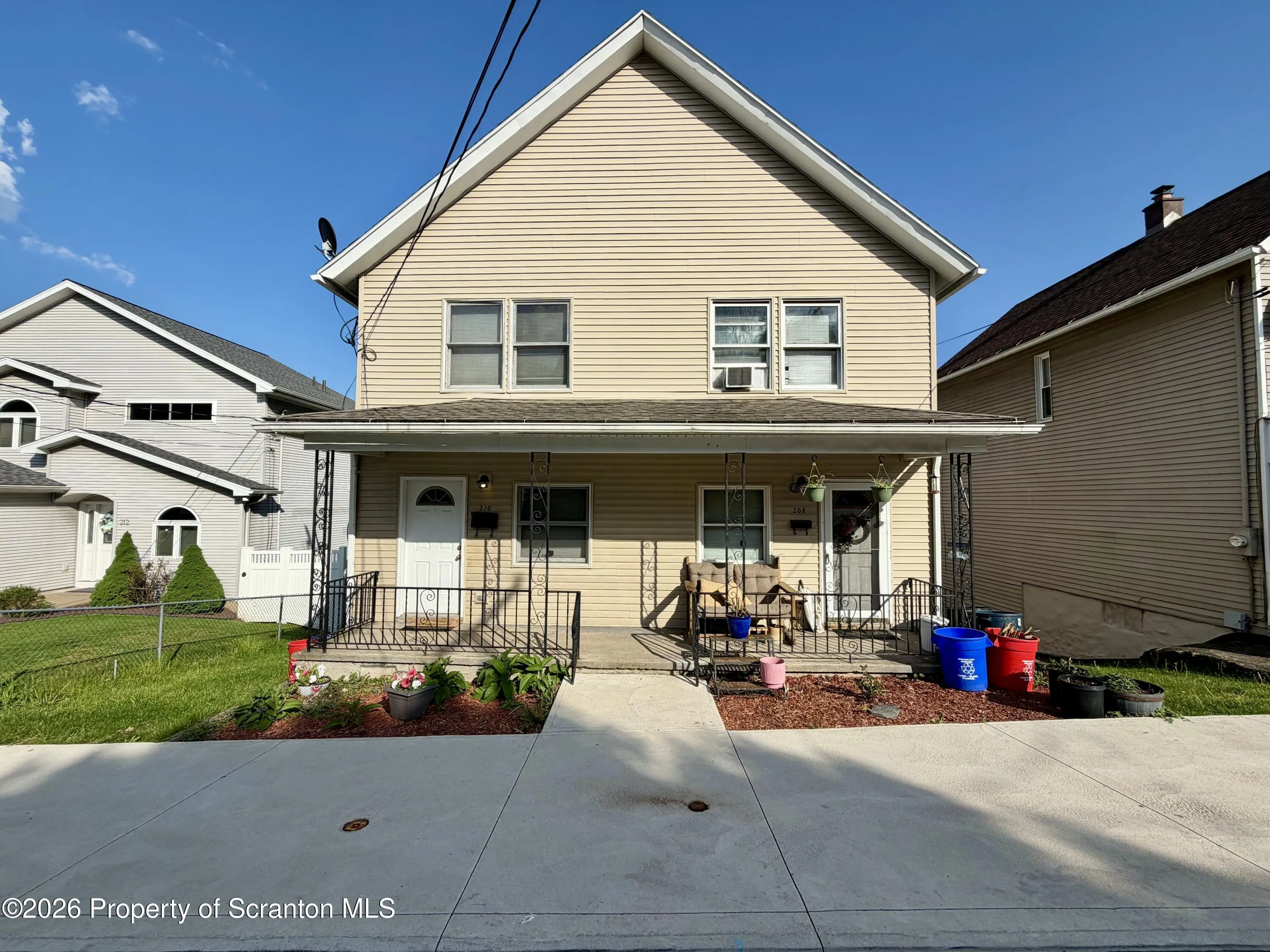 Residential Income For Sale 208-210 Lincoln Street, Dickson City, Pennsylvania 18519