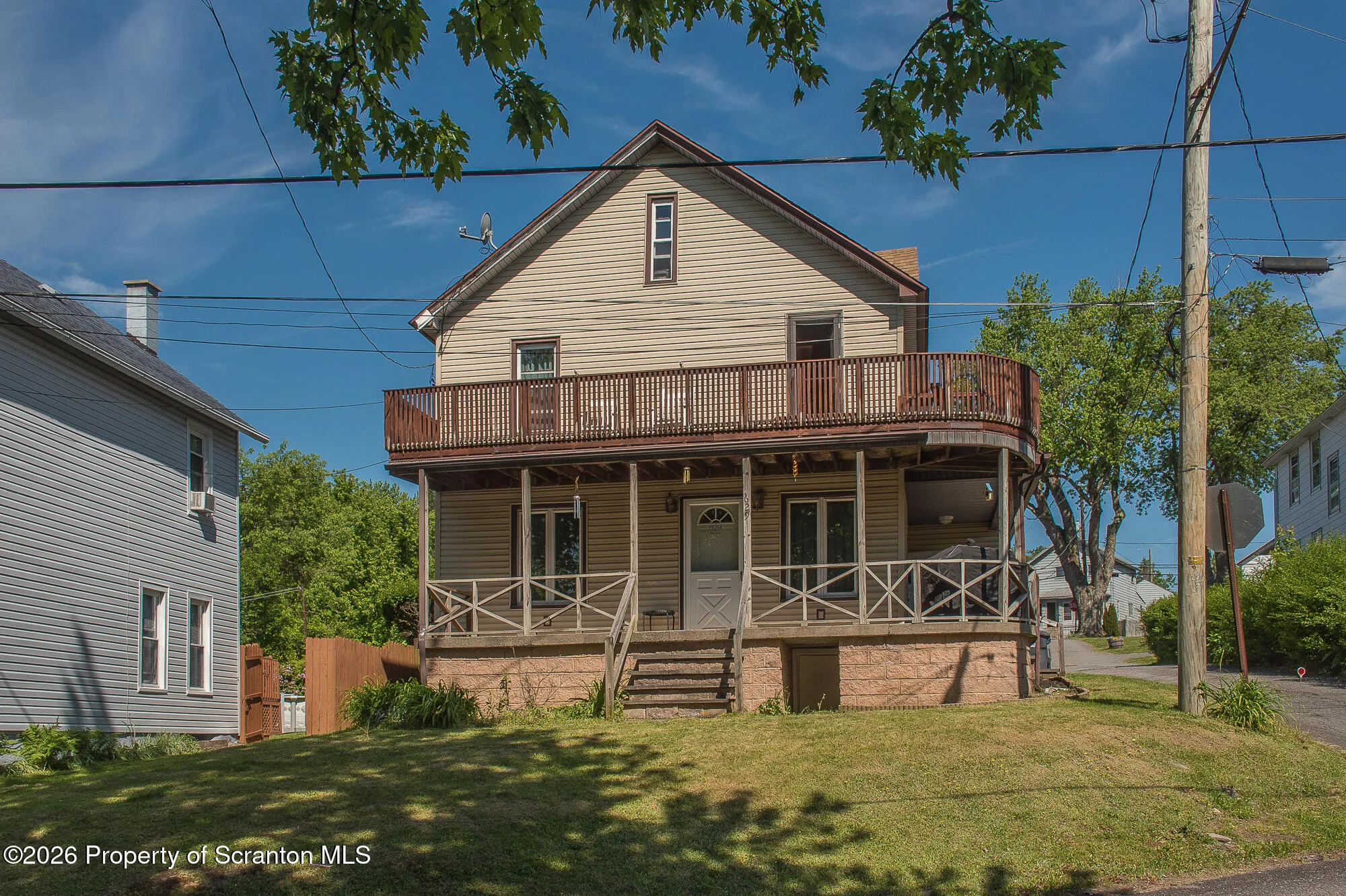 Residential For Sale 629 Clinton Street, Forest City, Pennsylvania 18421
