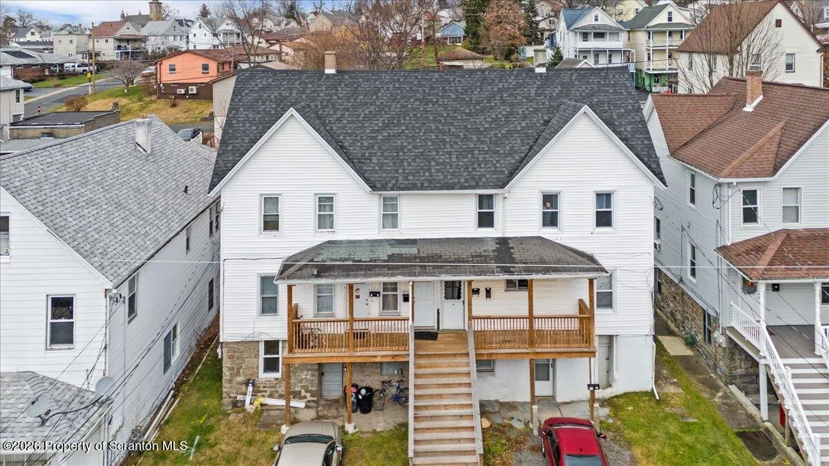 Residential Income For Sale 212 E Elm Street, Dunmore, Pennsylvania 18512