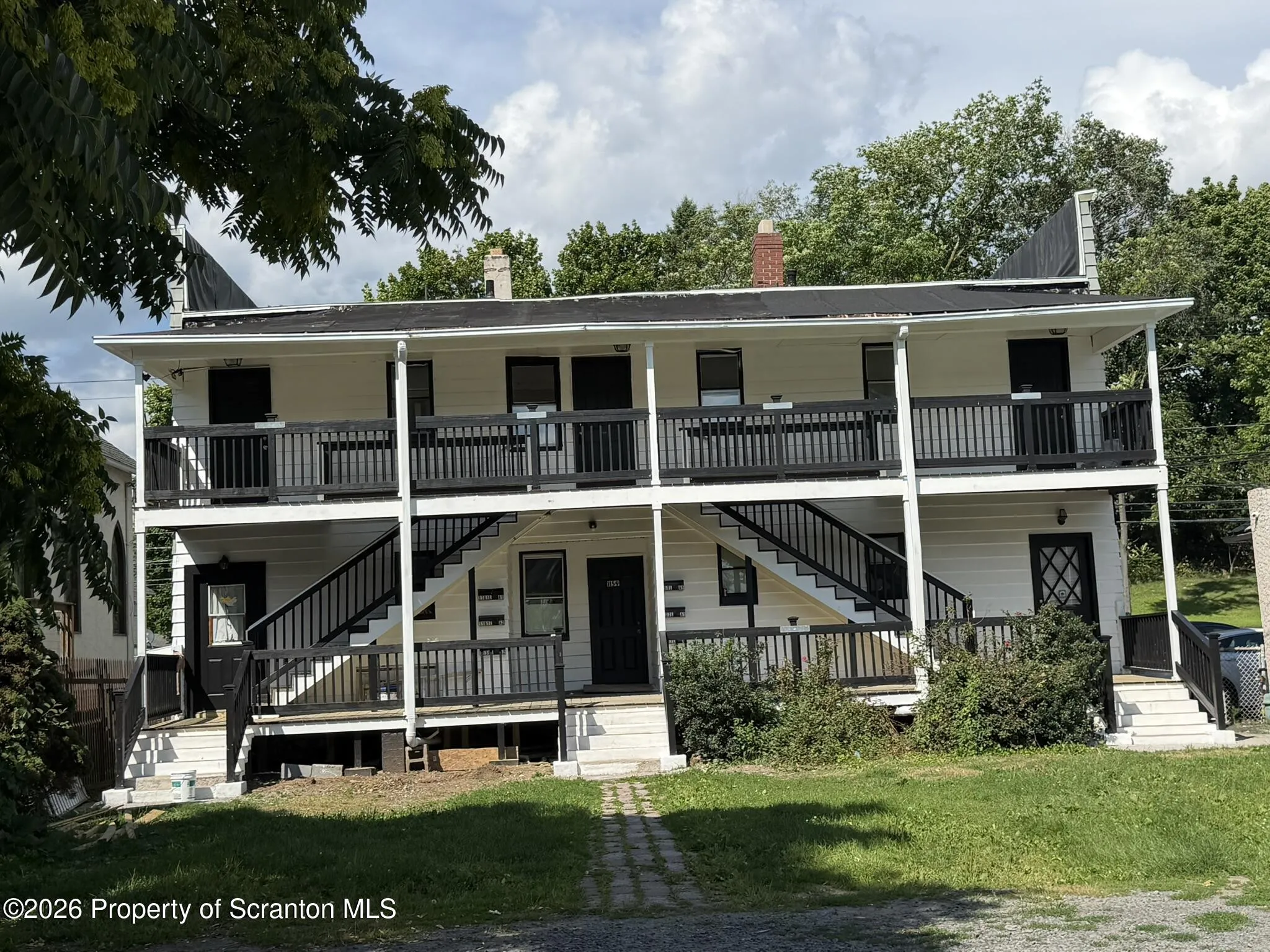 Residential Lease For Rent 1159 Luzerne Street Unit 2nd Floor, Scranton, Pennsylvania 18504