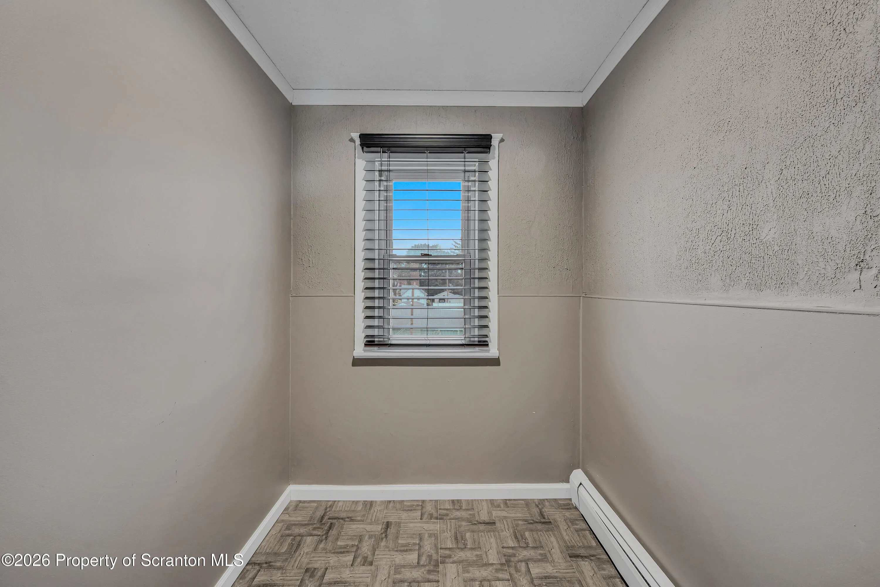 Residential Lease For Rent 413 17th Avenue, Scranton, Pennsylvania 18504