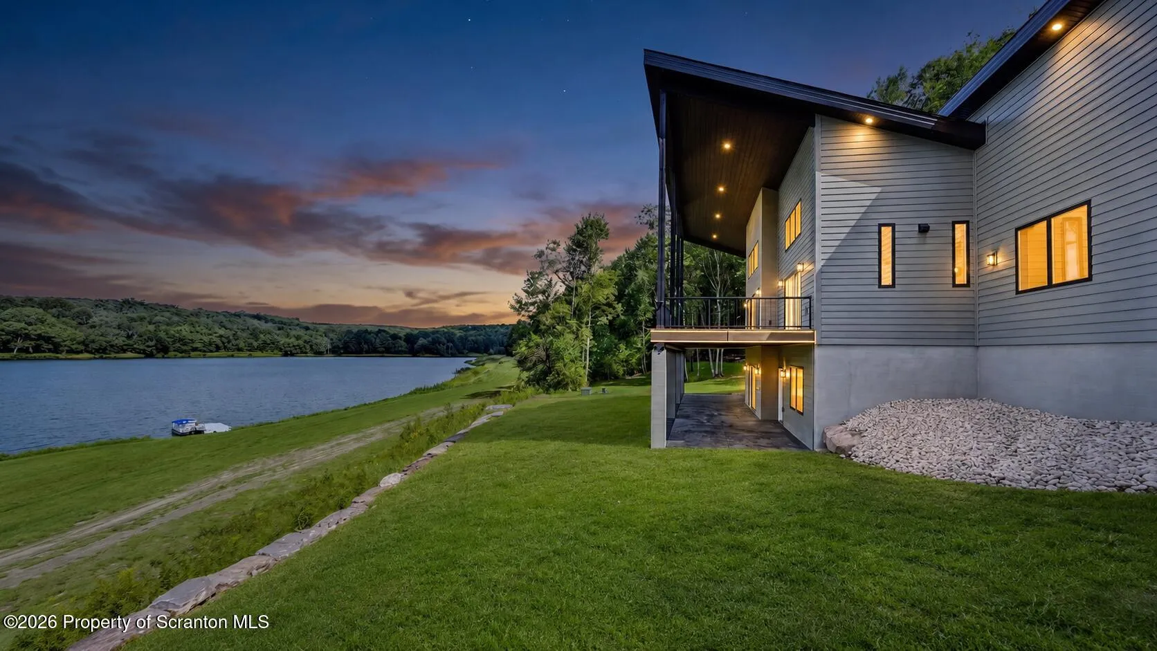 Residential For Sale 158 Nalla Lake Lane, Dalton, Pennsylvania 18414