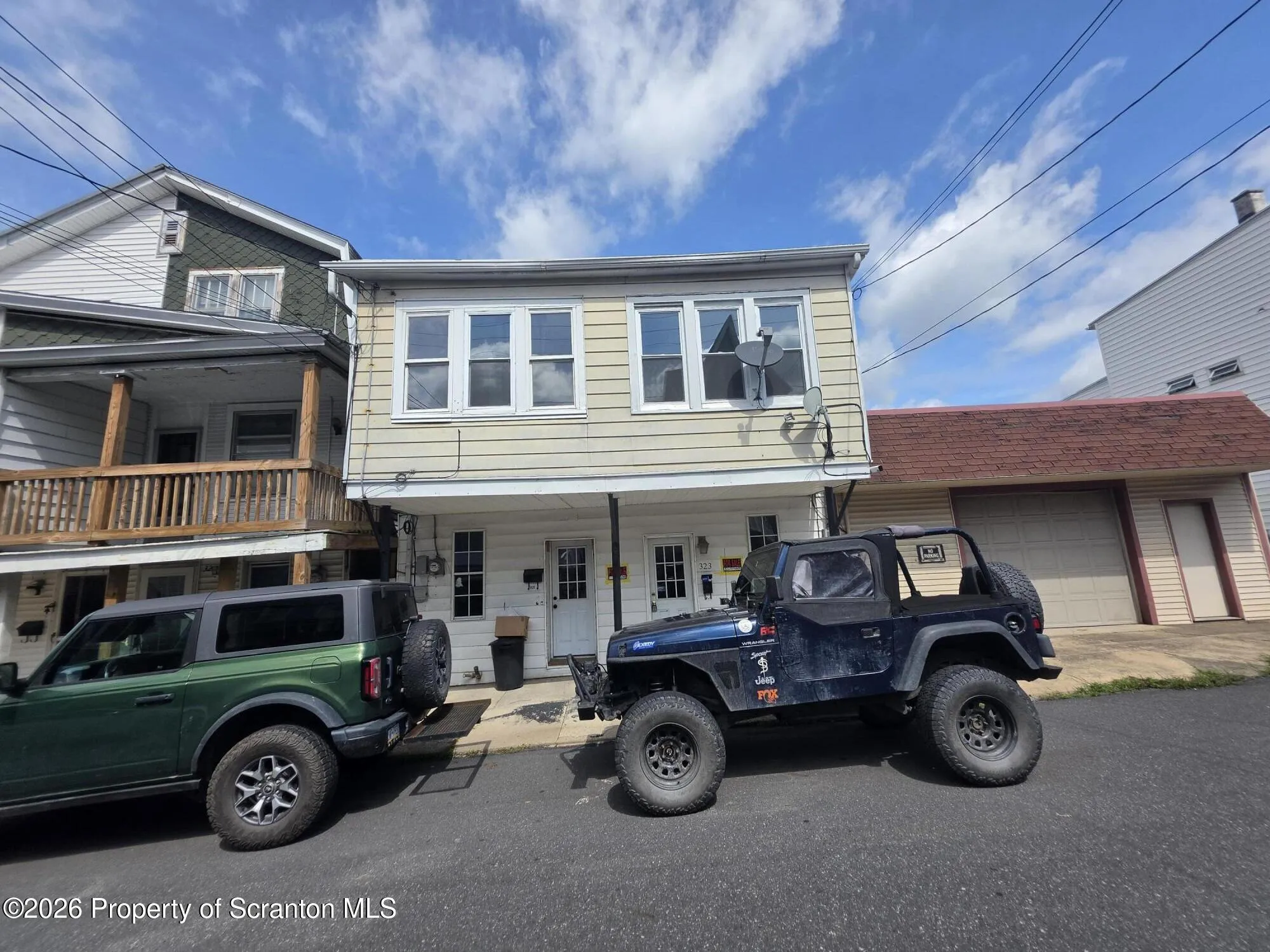 Residential Income For Sale 325 W Saylor Street Unit 323, Mount Carmel, Pennsylvania 17851