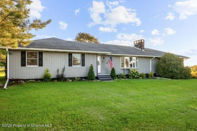 Residential For Sale 5 Country Club Road, Scott Twp, Pennsylvania 18433