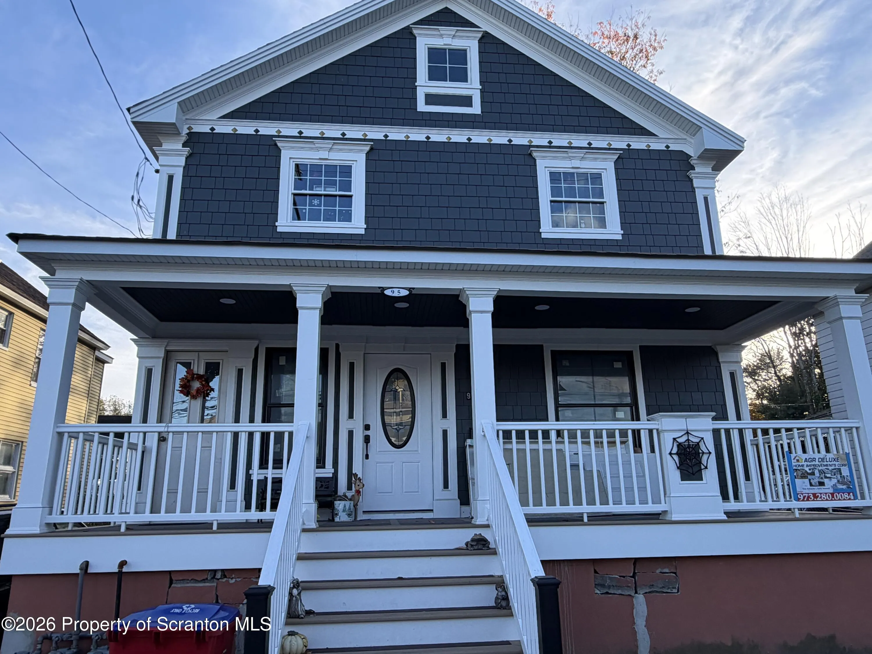 Residential Lease For Rent 95 Fallbrook Street Unit 1st Floor, Carbondale, Pennsylvania 18407