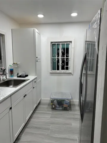 Newly Remodeled Kitchen with recess lighting