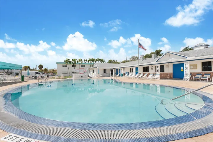 Large Heated infinity pool and clubhouse
