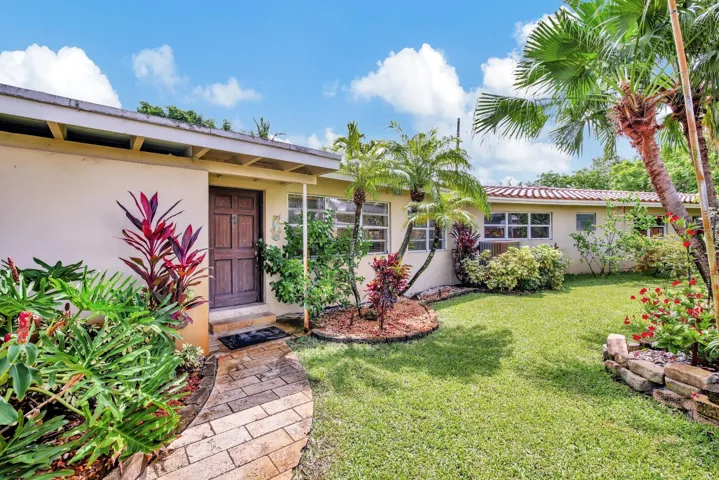 This loving-maintained home located in Wilton Manors with close proximity to Wilton Drive, beaches, and Downtown Fort Lauderdale is a must see!