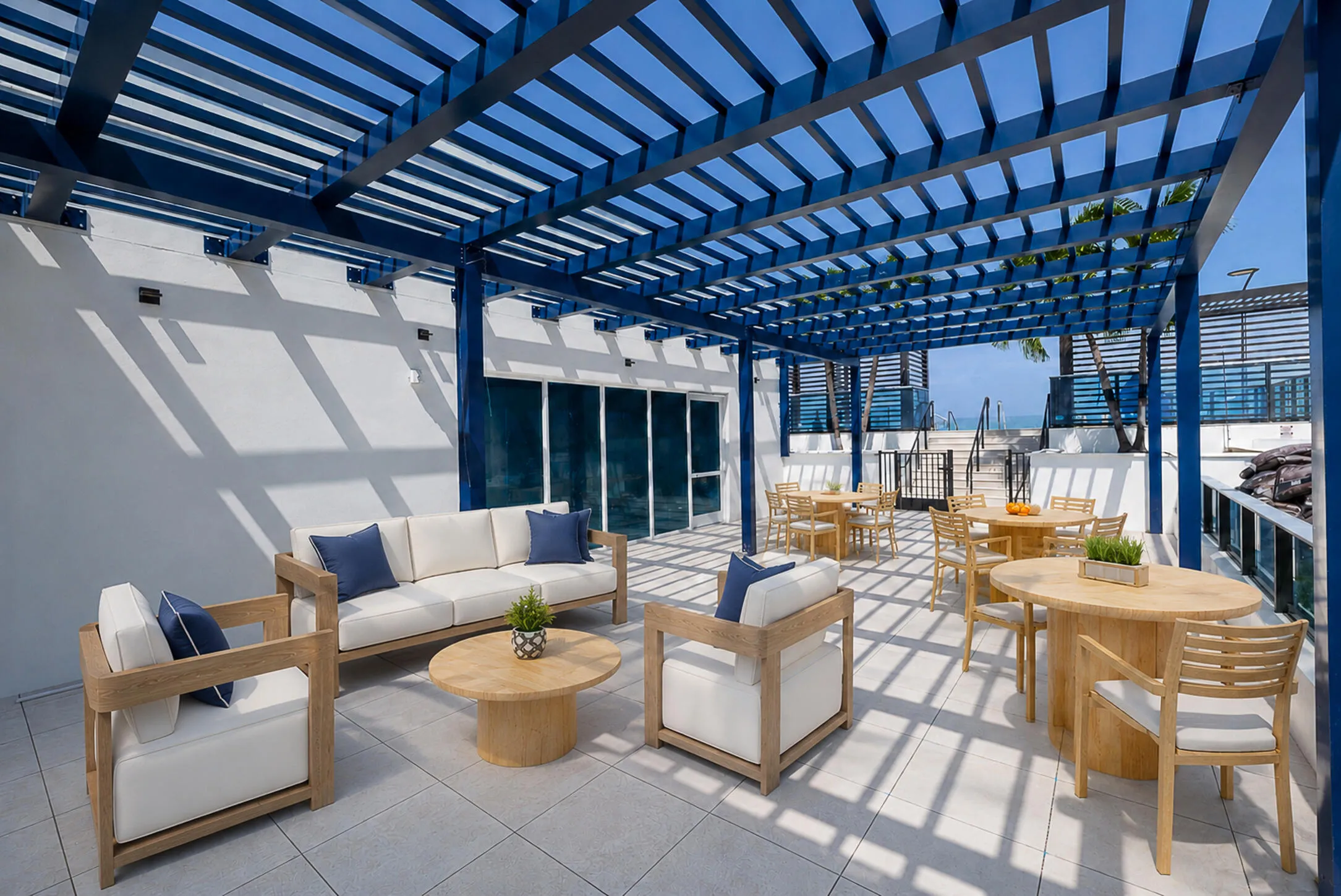 17-Caretta Rooftop Lounge